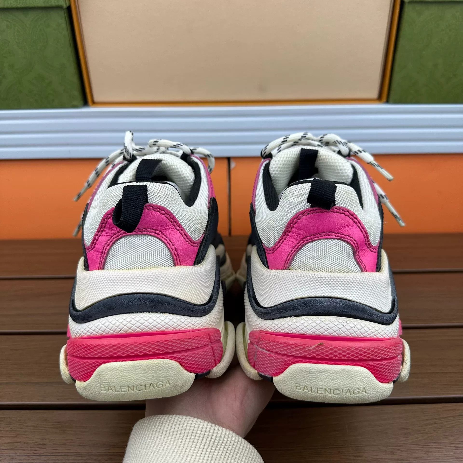 Balenciaga Balenciaga Distressed Pink Lowtop Sneakers it_35 Women Size US 5 / IT 35 - 6 Thumbnail