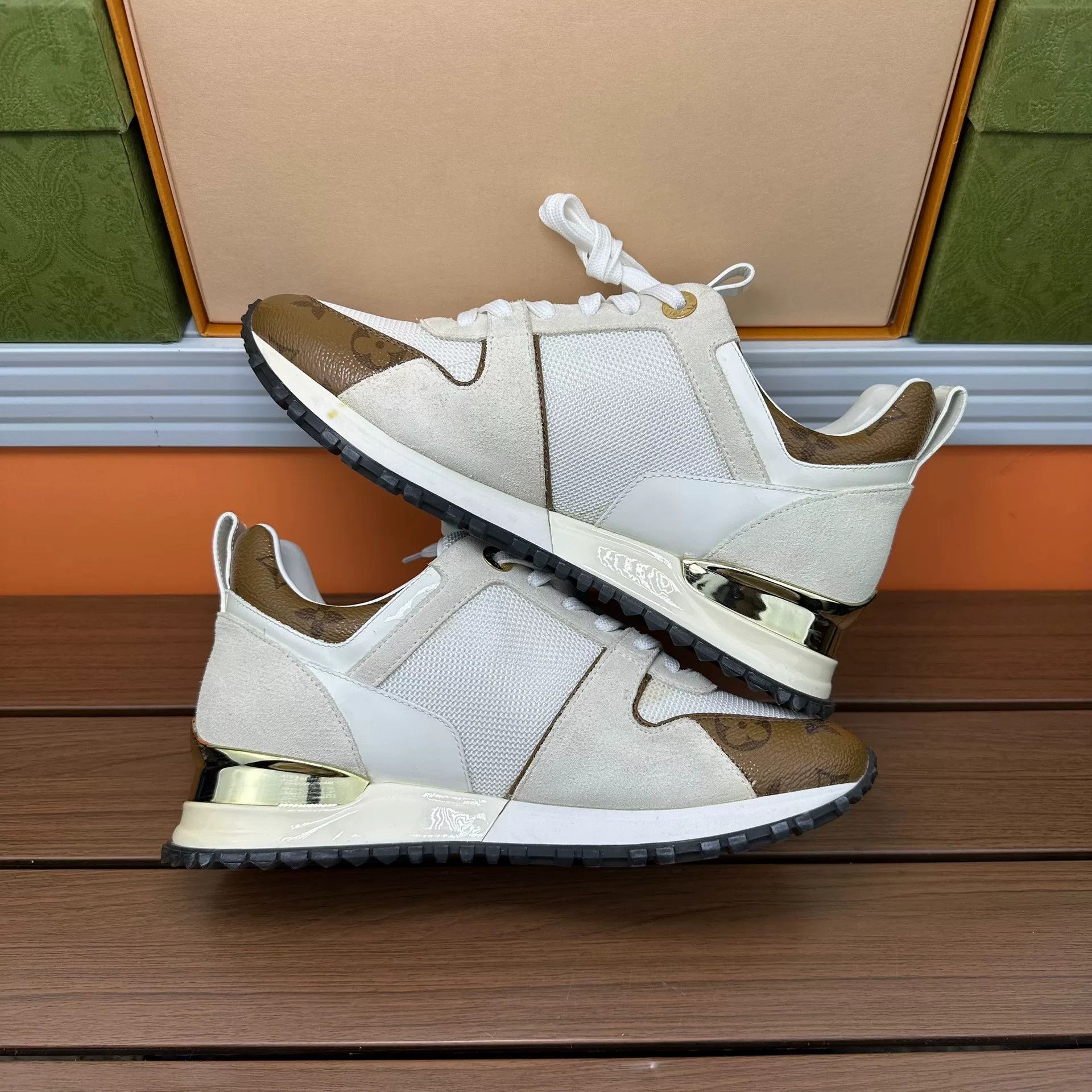 Louis Vuitton Louis Vuitton Casual Lowtop Sneakers it_38-5 Women Size US 8.5 / IT 38.5 - 3 Thumbnail