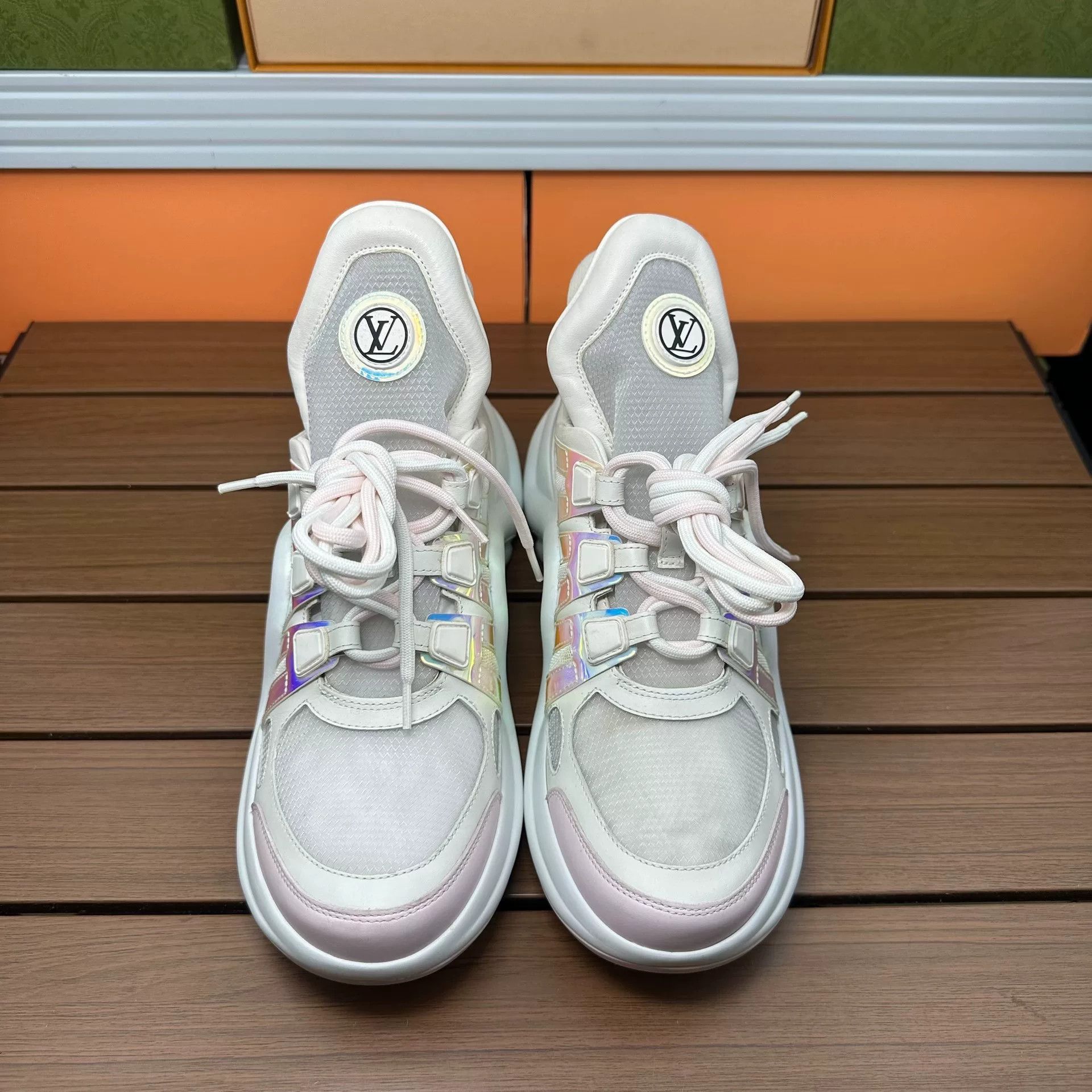 Louis Vuitton Louis Vuitton Pink Lowtop Sneakers it_38 Women Size US 8 / IT 38 - 4 Thumbnail