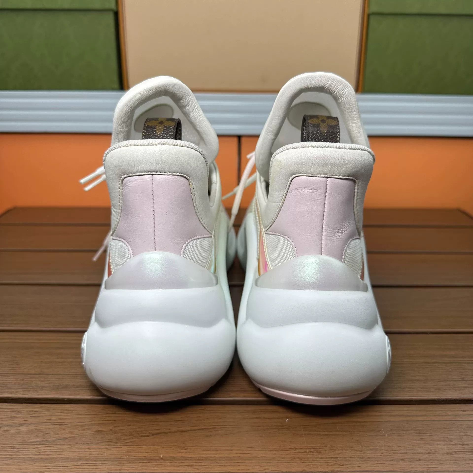 Louis Vuitton Louis Vuitton Pink Lowtop Sneakers it_38 Women Size US 8 / IT 38 - 5 Thumbnail