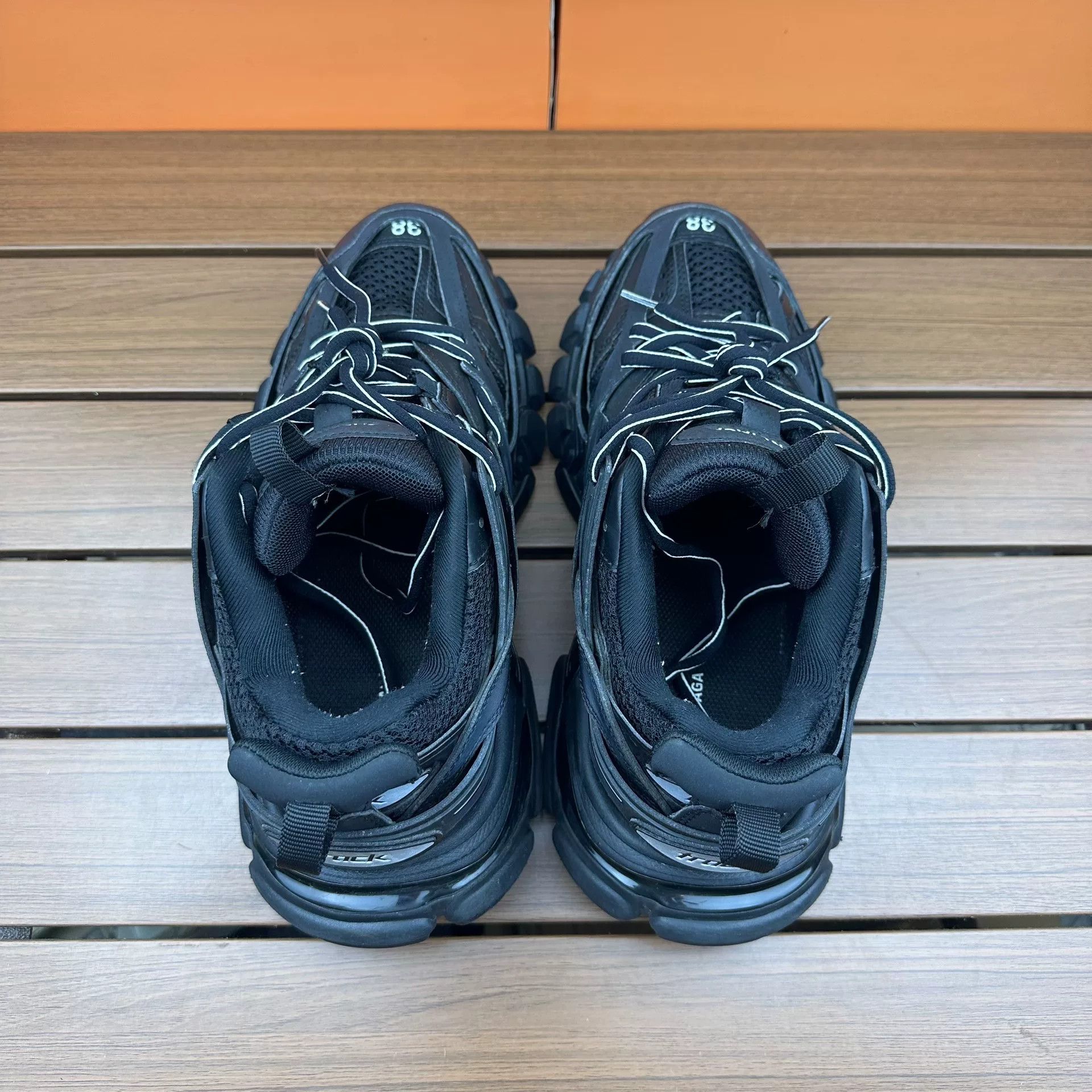 Balenciaga Balenciaga Distressed Black Lowtop Sneakers it_38 Women Size US 8 / IT 38 - 5 Thumbnail