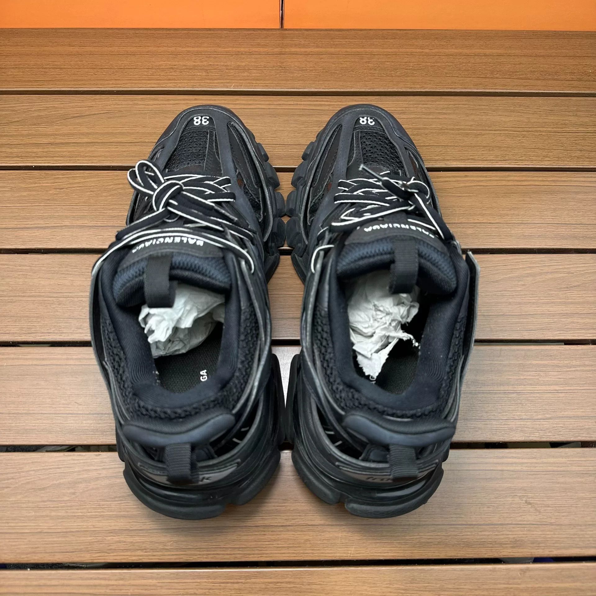 Balenciaga Balenciaga Distressed Black Lowtop Sneakers it_38 Women Size US 8 / IT 38 - 5 Thumbnail
