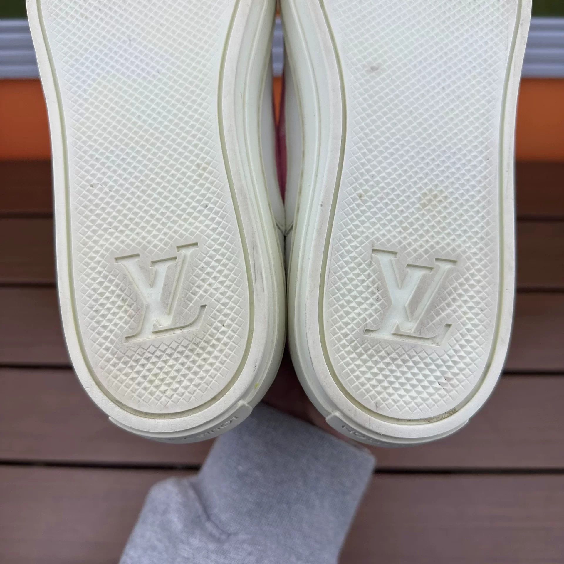 Louis Vuitton Louis Vuitton Pink Lowtop Sneakers it_36 Women Size US 6 / IT 36 - 8 Thumbnail