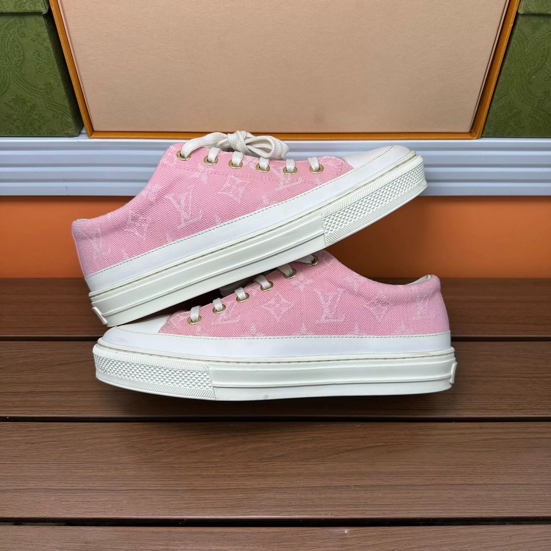Louis Vuitton Louis Vuitton Pink Lowtop Sneakers it_36 Women Size US 6 / IT 36 - 4 Thumbnail