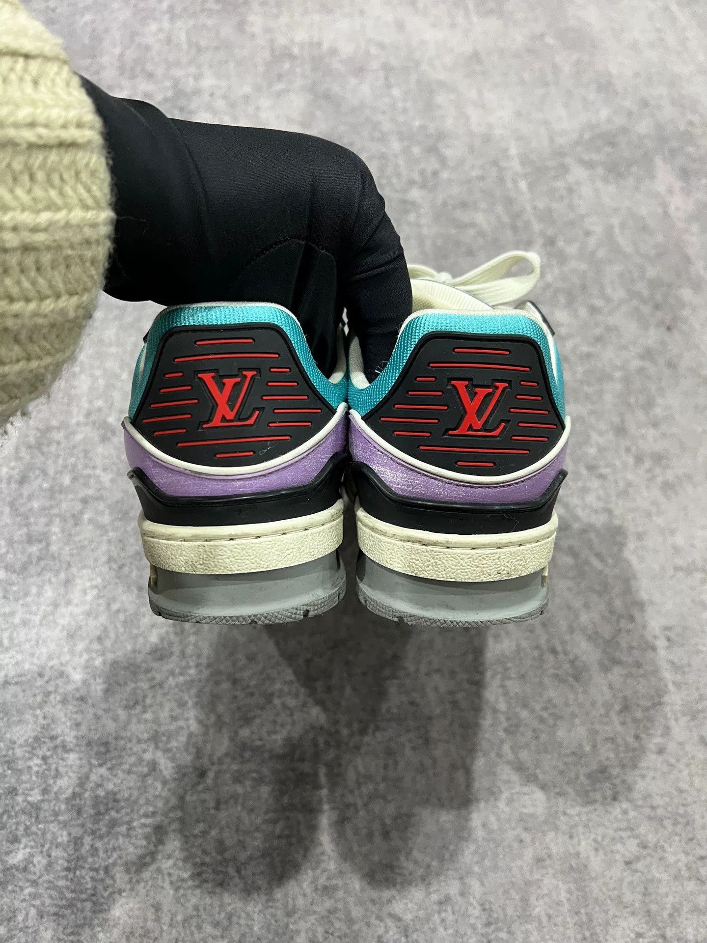Louis Vuitton Louis Vuitton Macaron Color Block Trainer Size US 4 / IT 34 - 7 Thumbnail