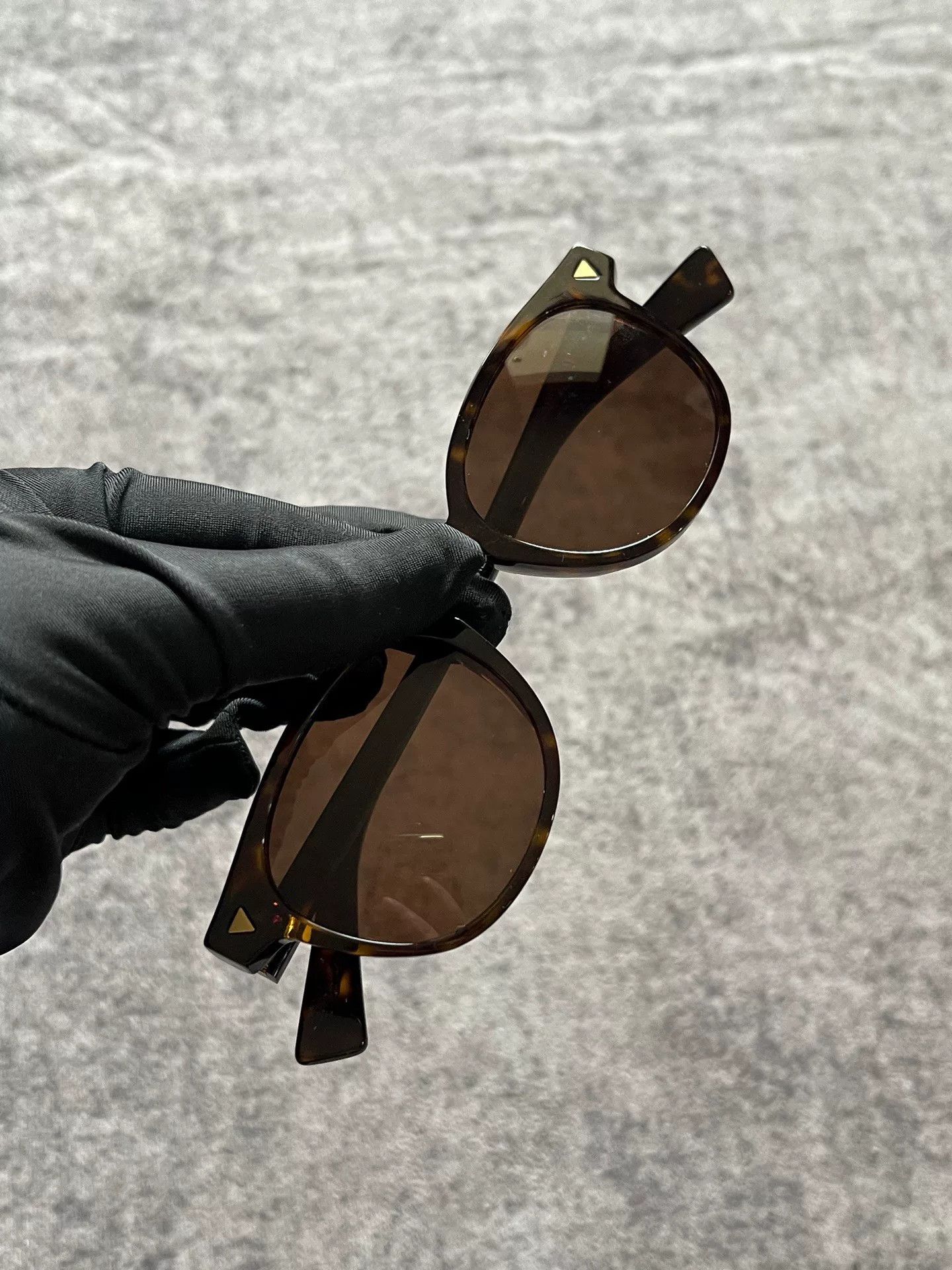 Bottega Veneta Bottega Veneta Tortoiseshell Sunglasses Size ONE SIZE - 2 Thumbnail