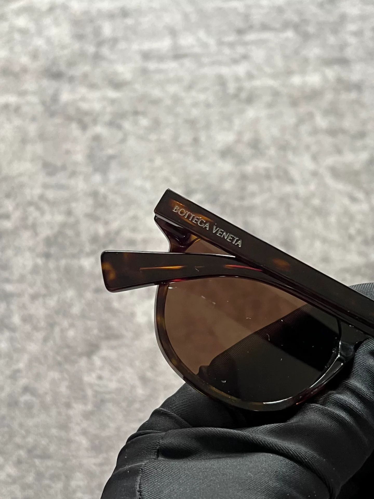 Bottega Veneta Bottega Veneta Tortoiseshell Sunglasses Size ONE SIZE - 4 Thumbnail