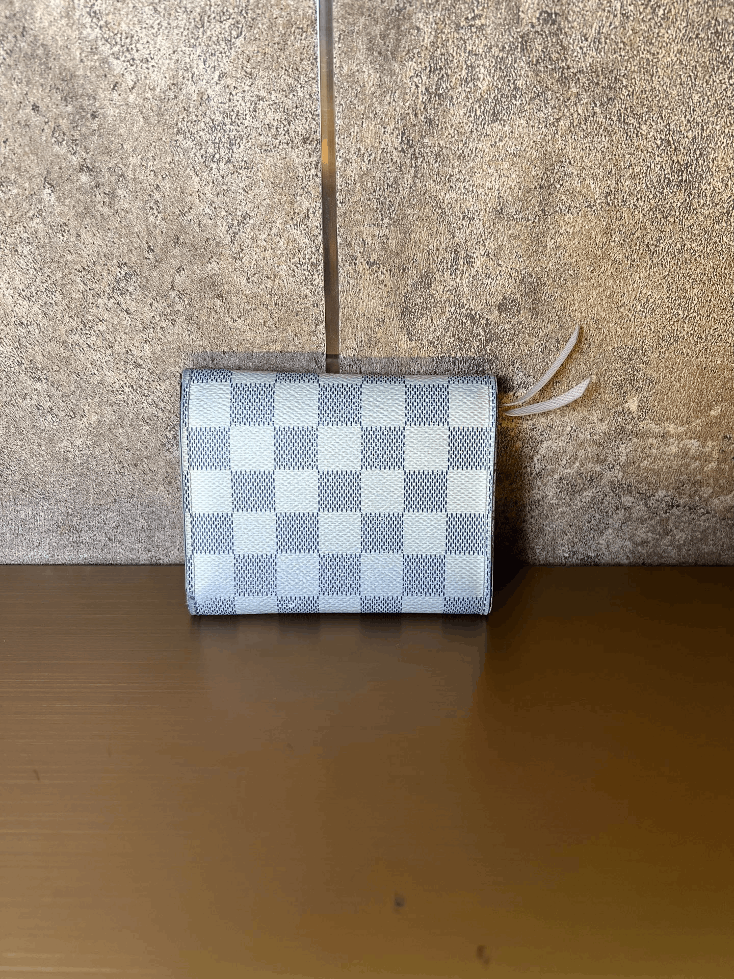 Louis Vuitton Louis Vuitton White Damier Tri-Fold Wallet Size ONE SIZE - 2 Thumbnail