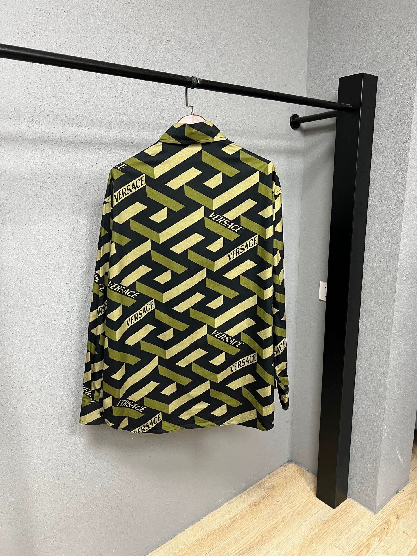 Versace Versace Maze Shirt Size US XXS / EU 40 - 2 Thumbnail