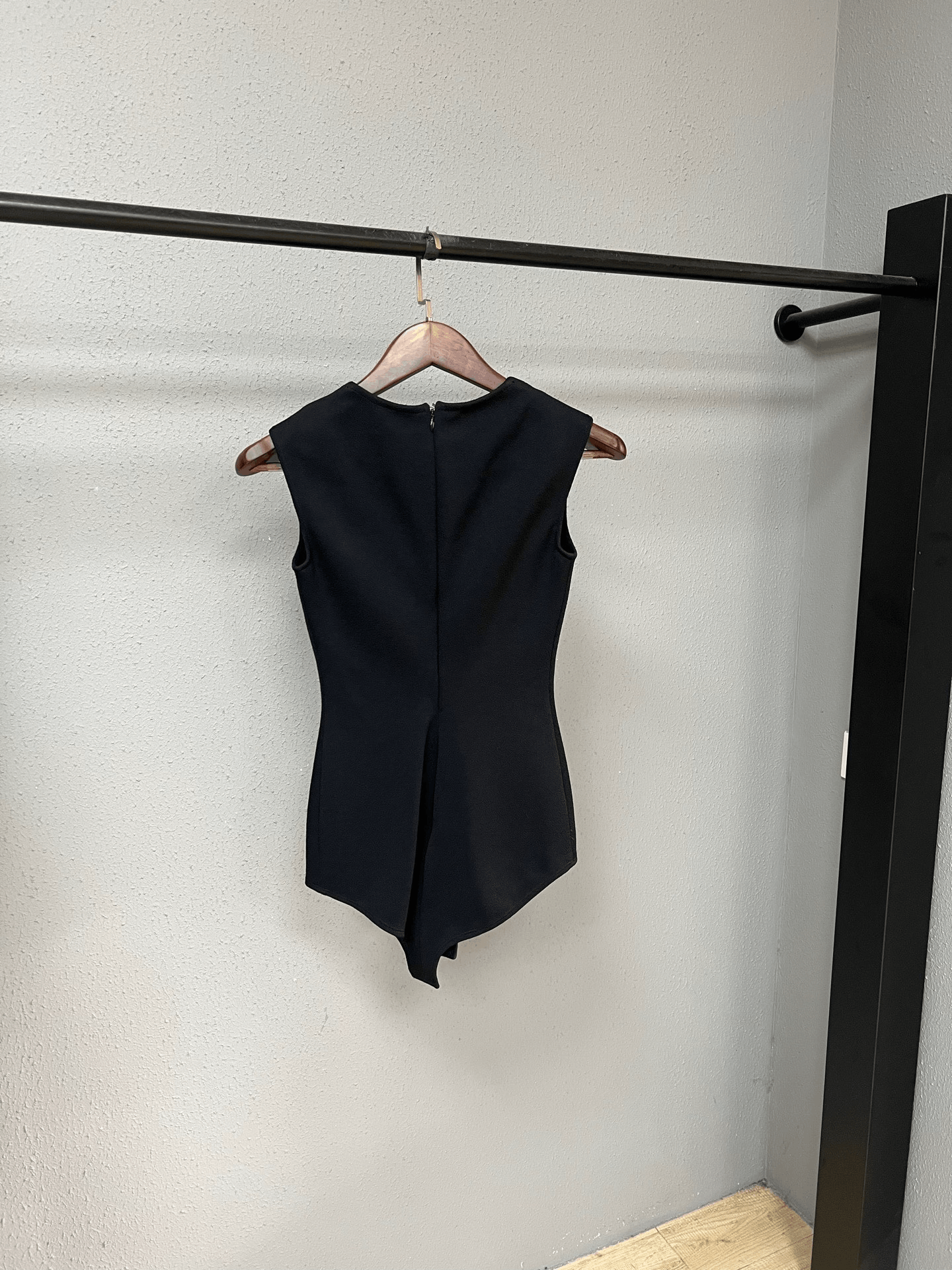 Louis Vuitton LV Sleeveless Jumpsuit Size XXS / US 00 / IT 34 - 2 Thumbnail