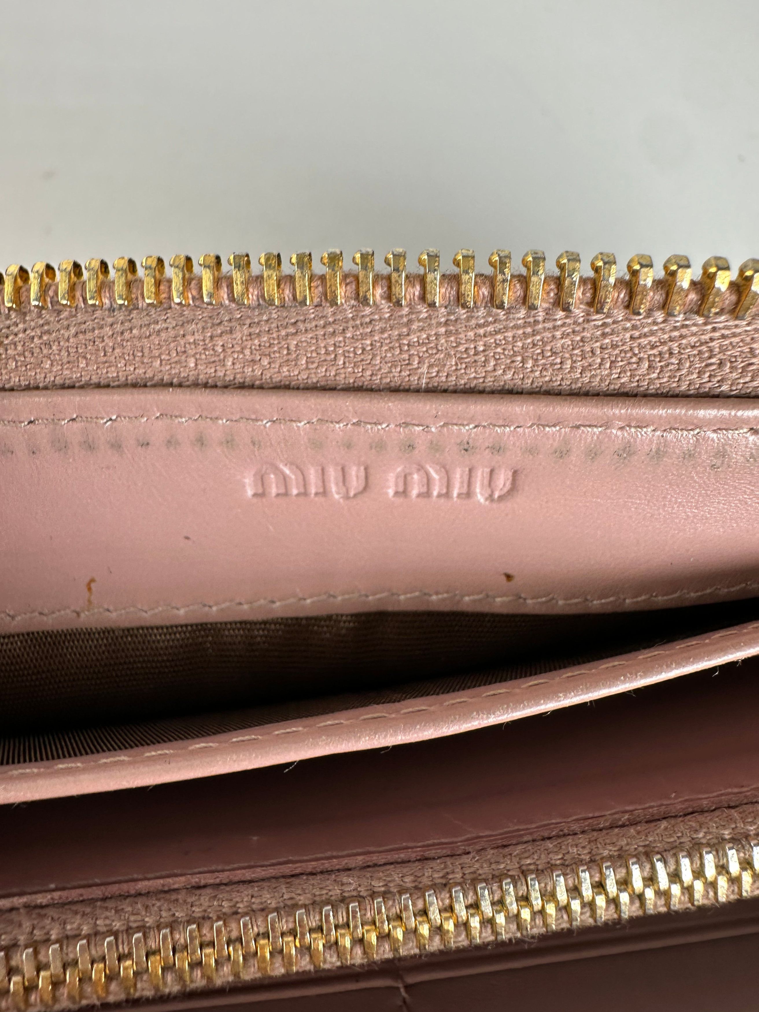 Miu Miu Vintage Crocodile Emblossed Leather Long Wallet Beige Brown Size ONE SIZE - 5 Thumbnail