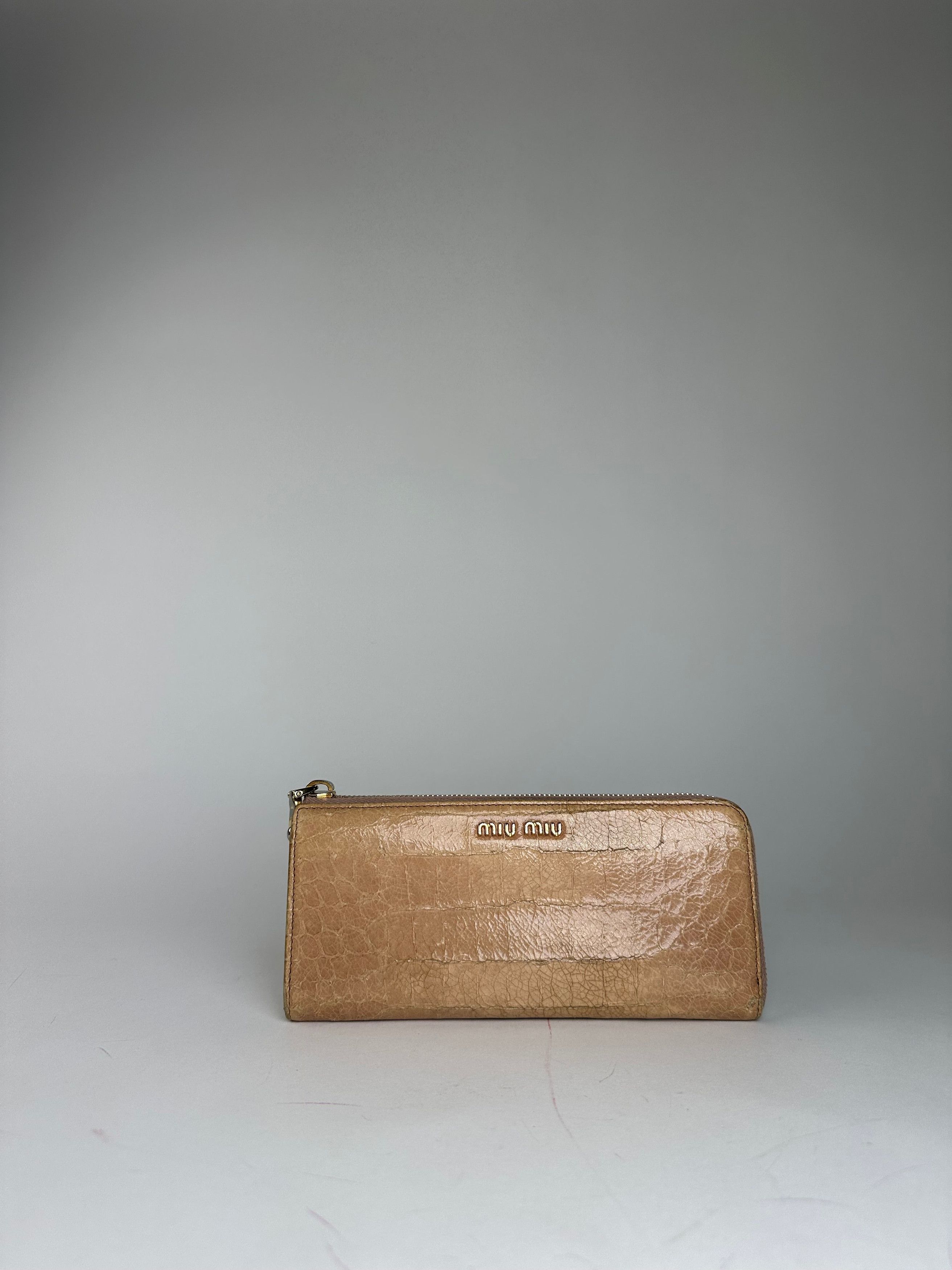 Miu Miu Vintage Crocodile Emblossed Leather Long Wallet Beige Brown Size ONE SIZE - 9 Thumbnail