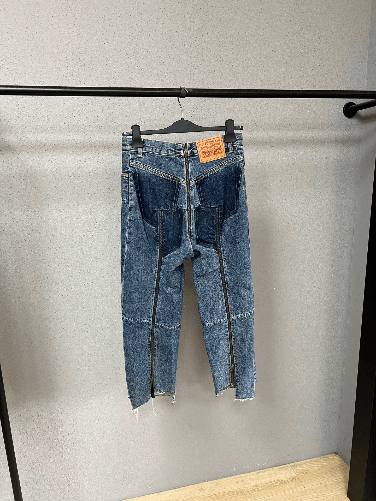 Vetements Vetements Show Patchwork Jeans Size 24" / US 00 / IT 34 - 2 Thumbnail