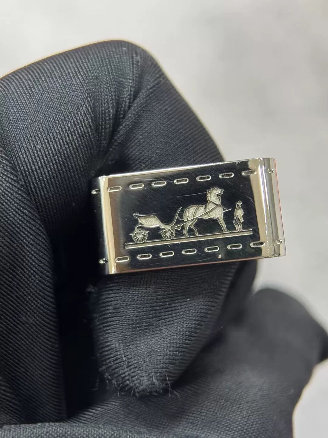 Hermes Hermes Carriage Scarf Buckle Size ONE SIZE - 3 Thumbnail