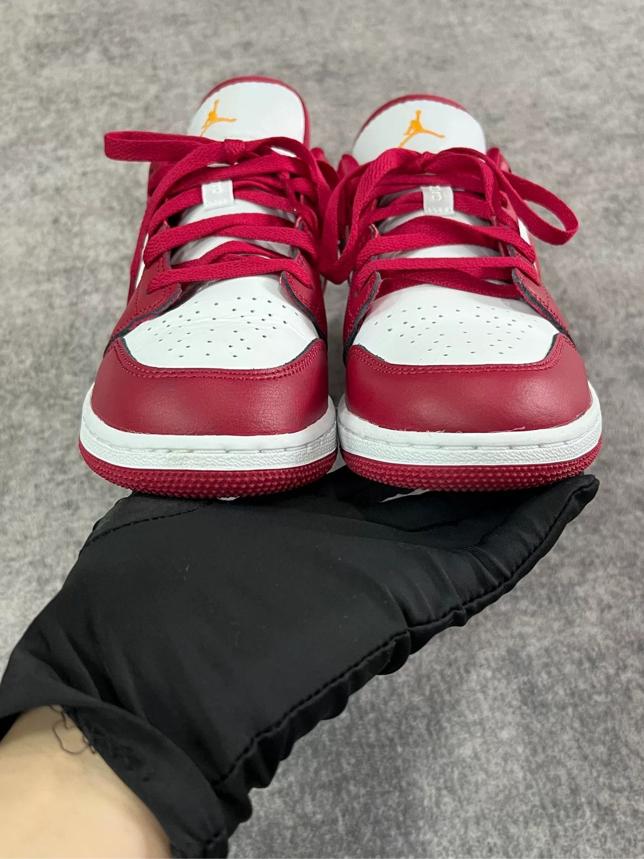 Jordan Brand Nike Air Jordan 1 Low White Red Size US 7.5 / IT 37.5 - 4 Thumbnail