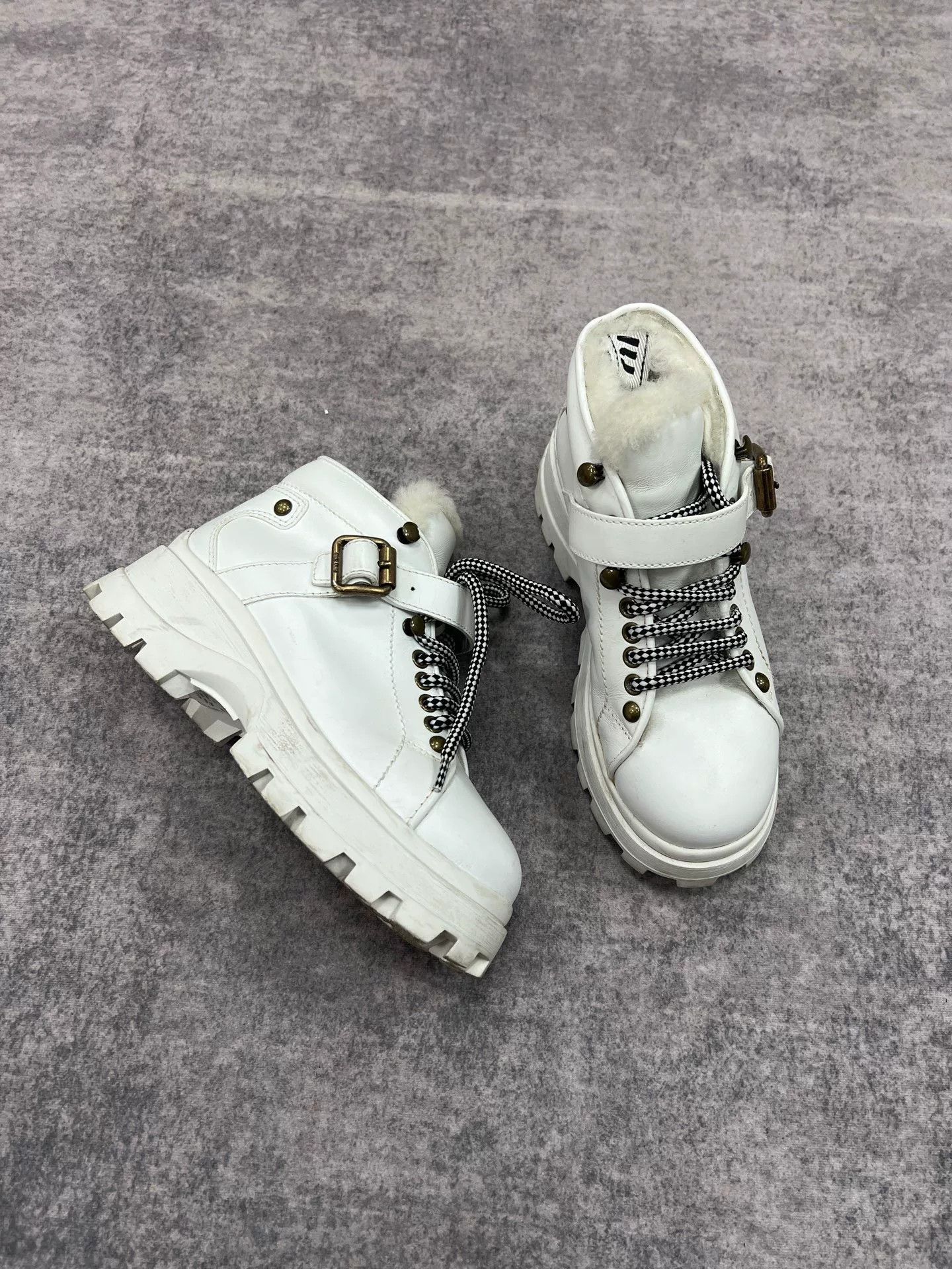 Miu Miu Miumiu Women's Snow Boots Size US 4 / IT 34 - 2 Thumbnail