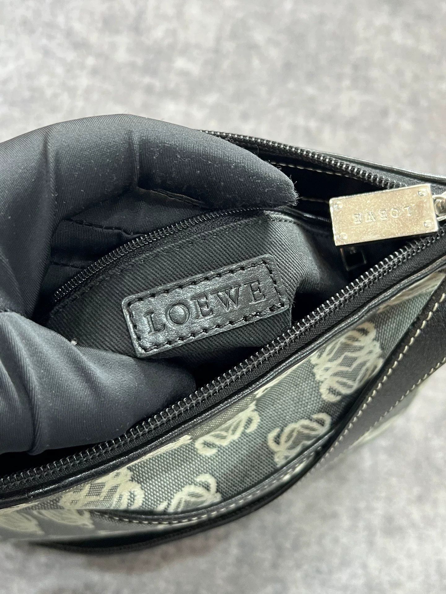 Loewe Loewe All-Over Print Messenger Bag Size ONE SIZE - 9 Thumbnail