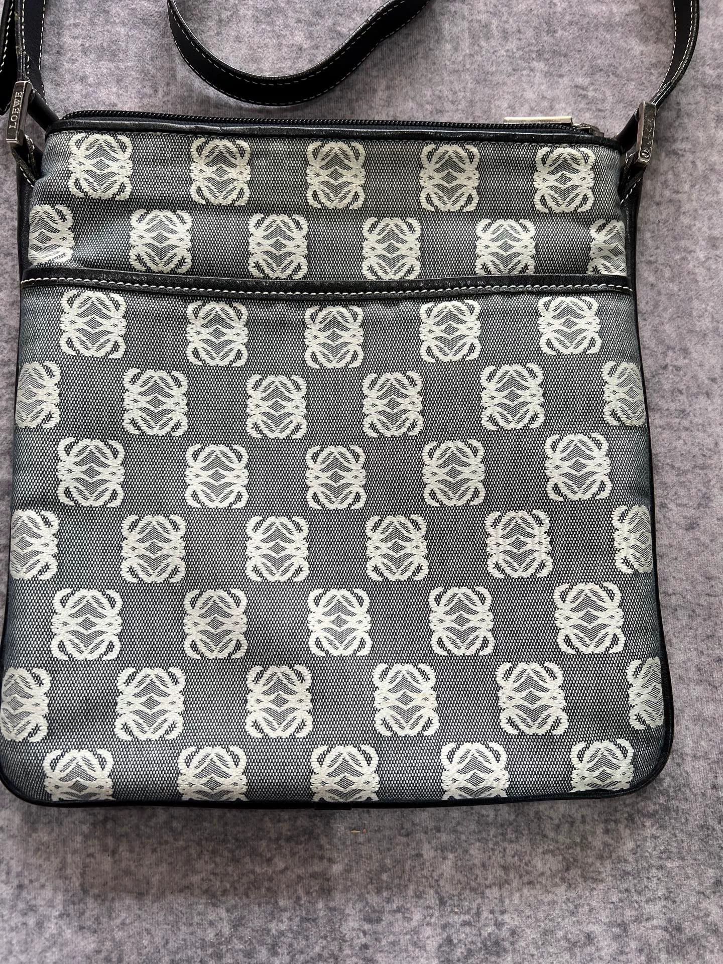 Loewe Loewe All-Over Print Messenger Bag Size ONE SIZE - 2 Thumbnail