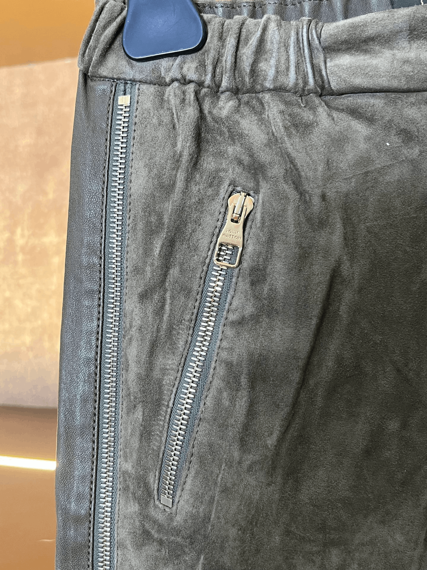 Louis Vuitton LV Lambskin Casual Pants Size US 34 / EU 50 - 3 Thumbnail