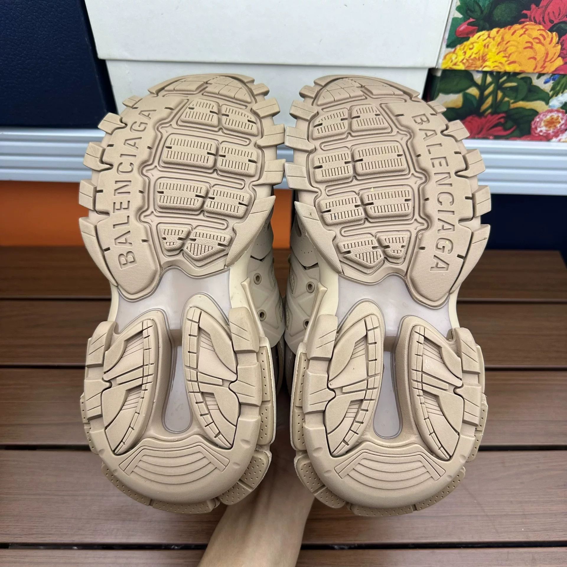Balenciaga Balenciaga Lowtop Sneakers it_35 Women Size US 5 / IT 35 - 7 Thumbnail