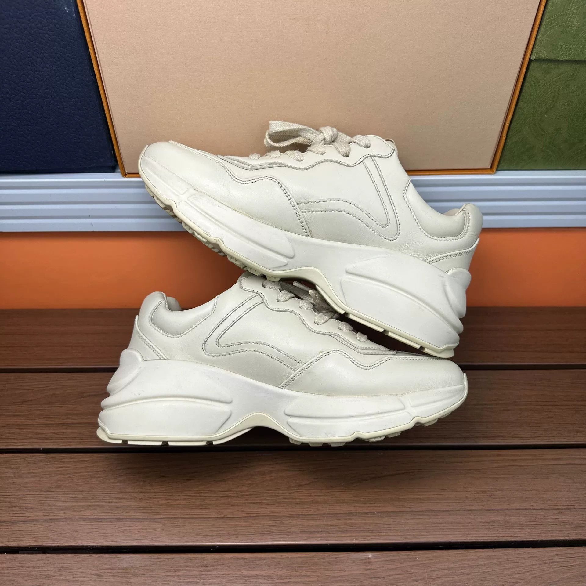 Gucci Gucci White Lowtop Sneakers it_35 Women Size US 5 / IT 35 - 6 Thumbnail