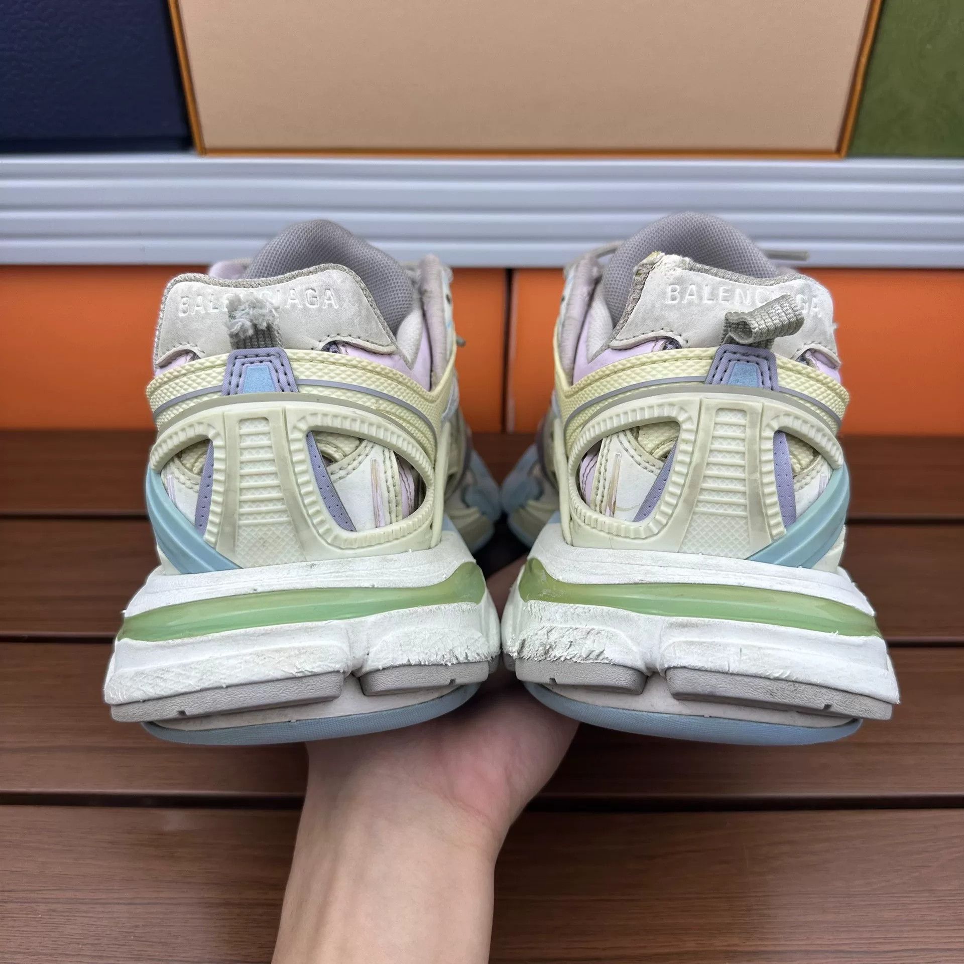 Balenciaga Balenciaga Blue Lowtop Sneakers it_38 Women Size US 8 / IT 38 - 6 Thumbnail