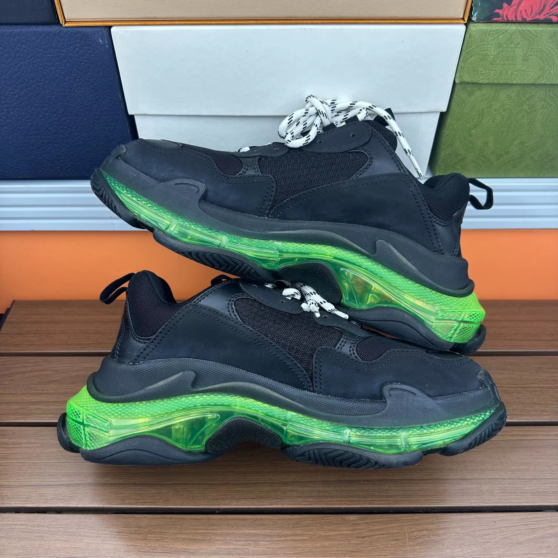 Balenciaga Balenciaga Green Lowtop Sneakers 8 Men Size US 8 / EU 41 - 6 Thumbnail