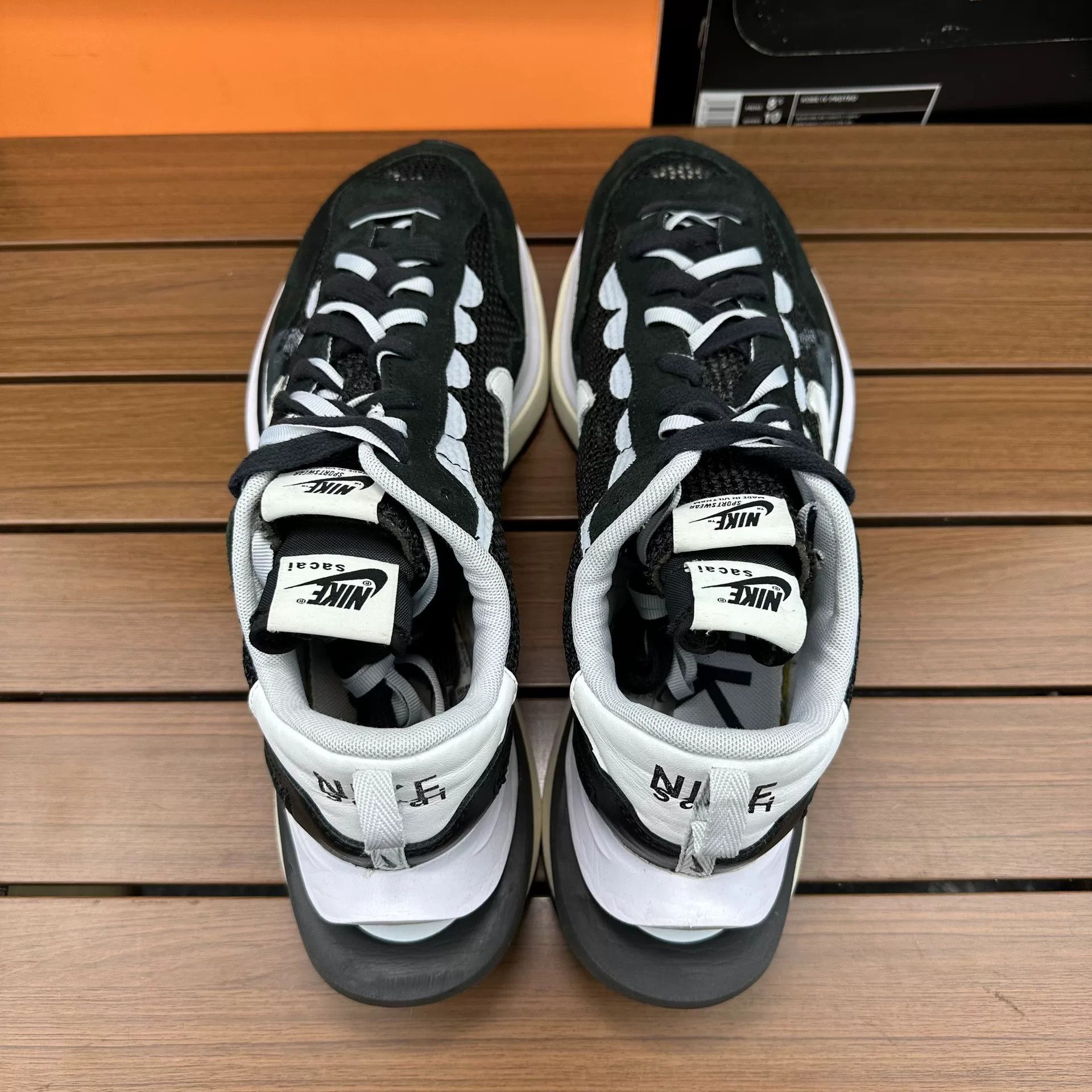 Sacai Sacai Collab Black Lowtop Sneakers 13 Men Size US 13 / EU 46 - 4 Thumbnail