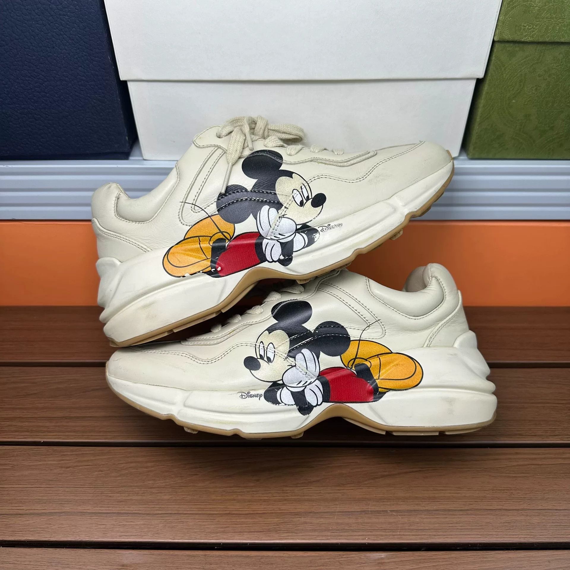 Gucci Gucci Printed Beige Lowtop Sneakers it_37 Women Size US 7 / IT 37 - 2 Thumbnail