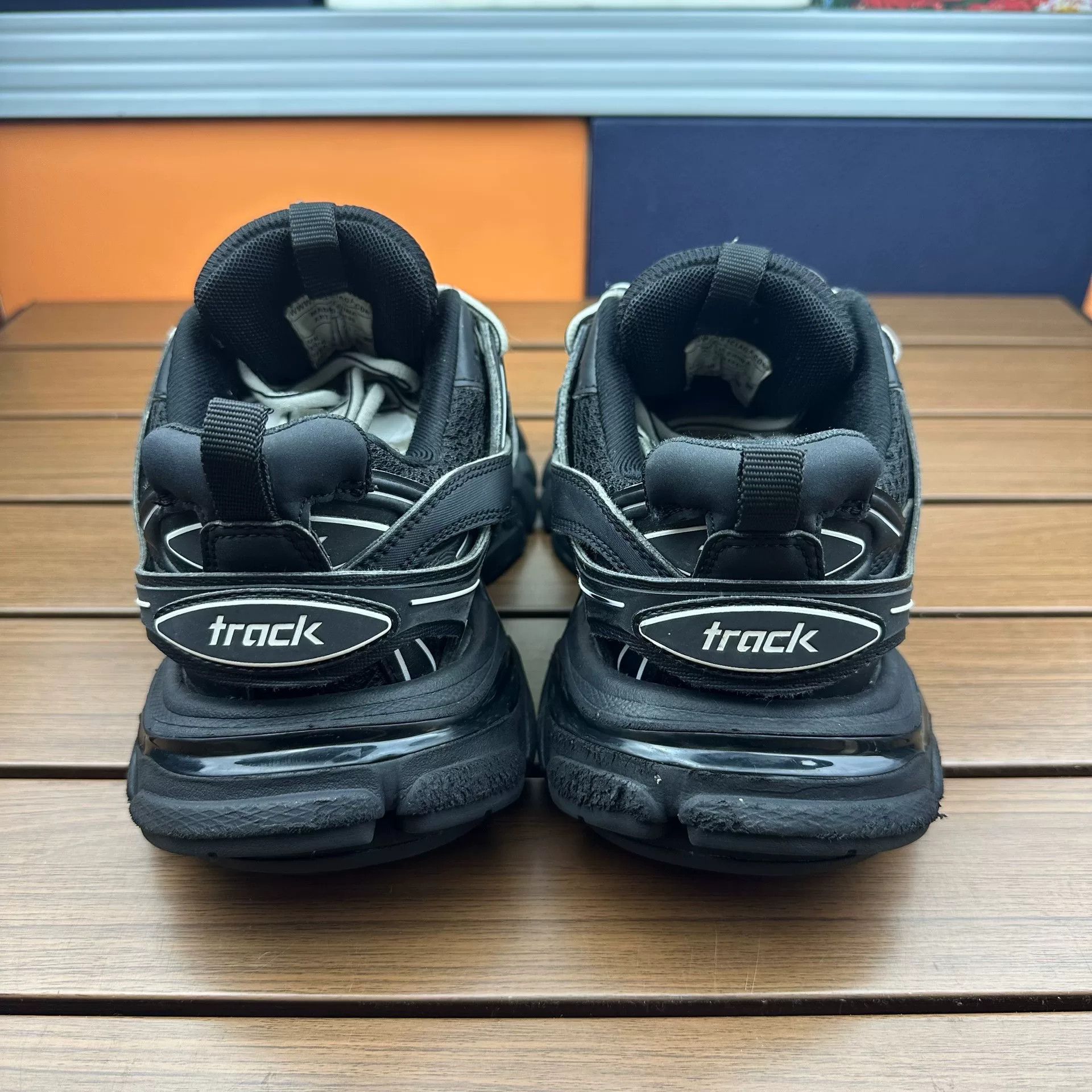 Balenciaga Balenciaga Black Lowtop Sneakers it_36 Women Size US 6 / IT 36 - 5 Thumbnail