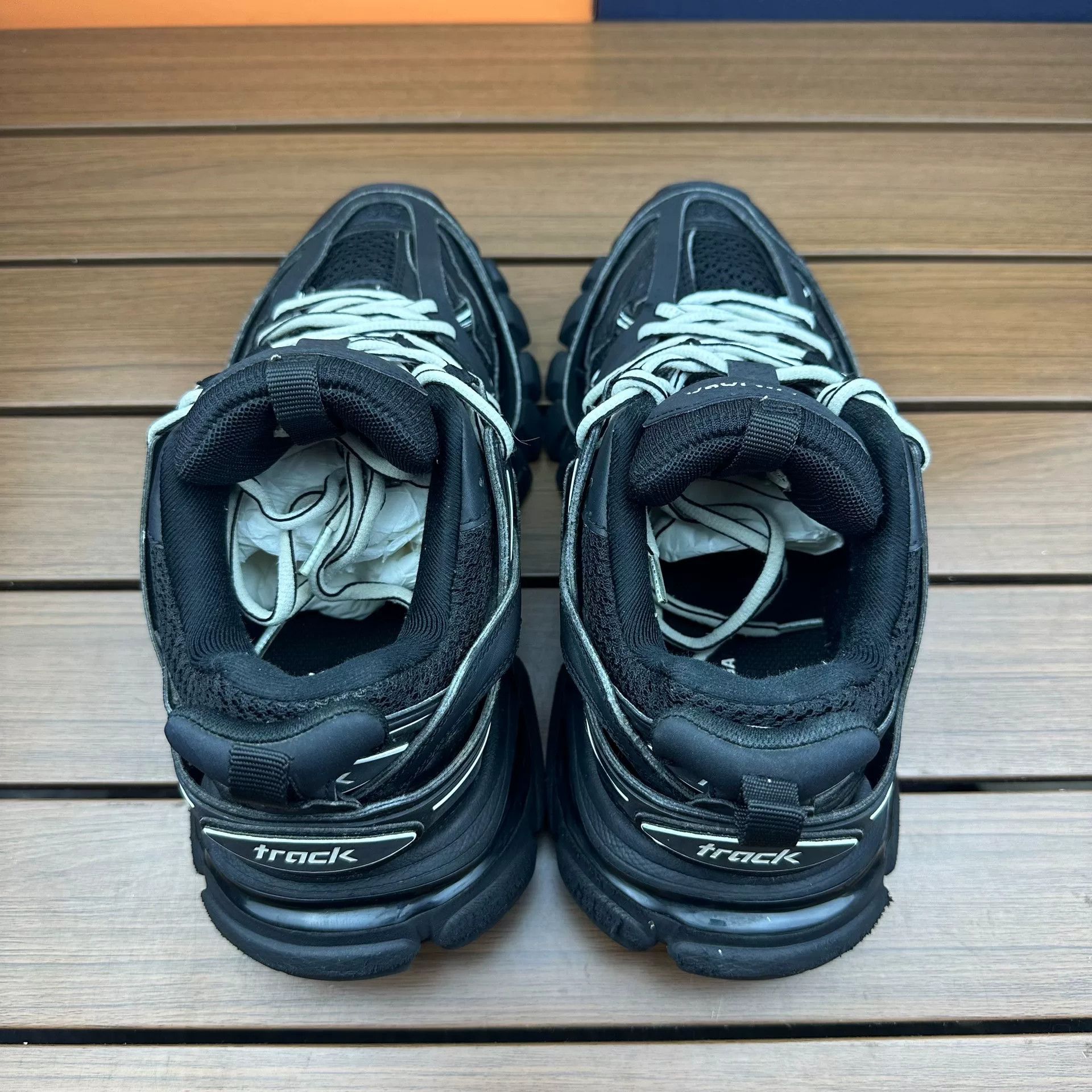 Balenciaga Balenciaga Black Lowtop Sneakers it_36 Women Size US 6 / IT 36 - 6 Thumbnail