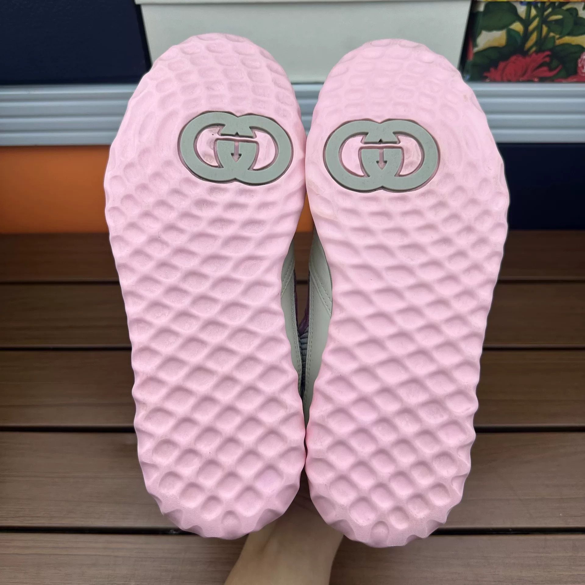 Gucci Gucci Casual Embroidered Pink Lowtop Sneakers it_35-5 Women Size US 5.5 / IT 35.5 - 7 Thumbnail