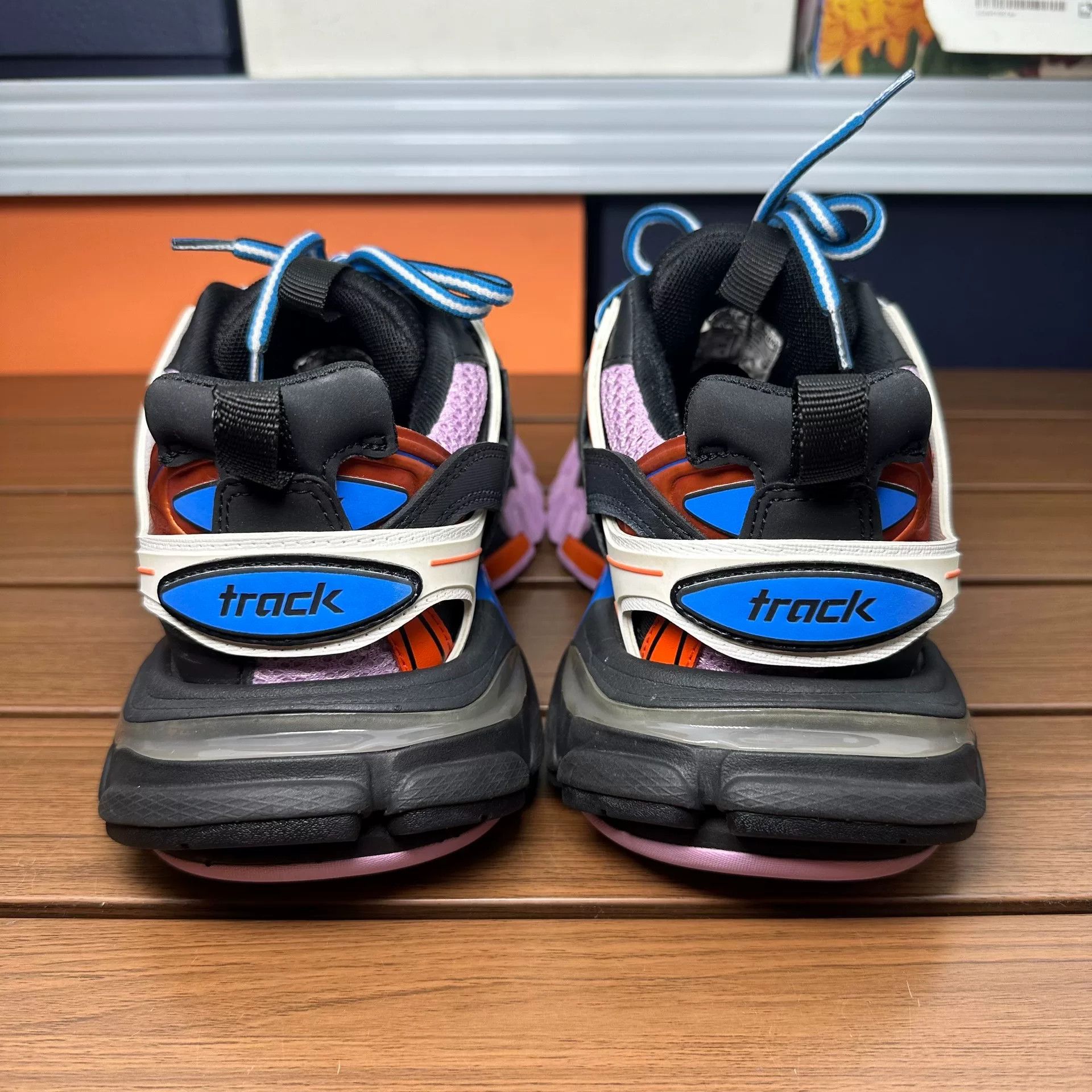 Balenciaga Balenciaga Multi Lowtop Sneakers it_36 Women Size US 6 / IT 36 - 6 Thumbnail