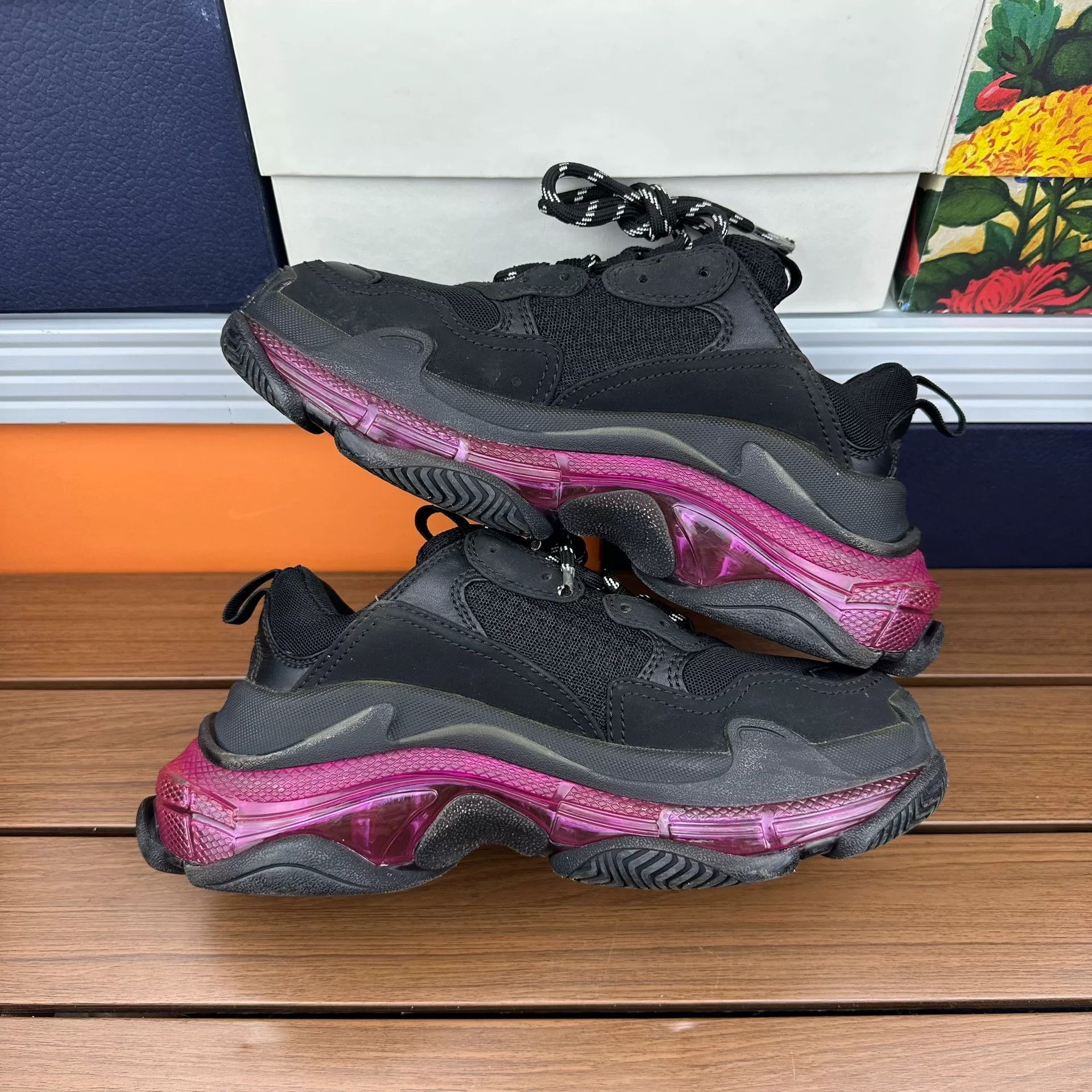 Balenciaga Balenciaga Purple Lowtop Sneakers it_36 Women Size US 6 / IT 36 - 2 Thumbnail