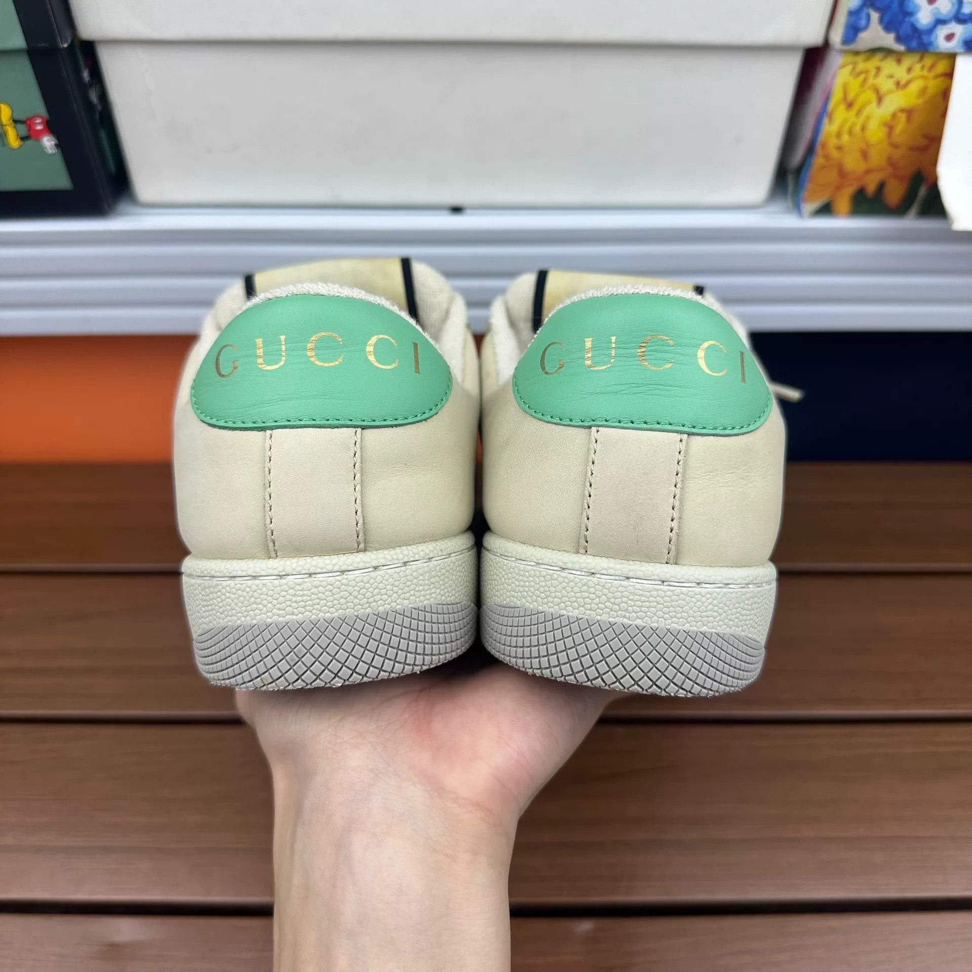 Gucci Gucci Beige Lowtop Sneakers it_36-5 Women Size US 6.5 / IT 36.5 - 6 Thumbnail