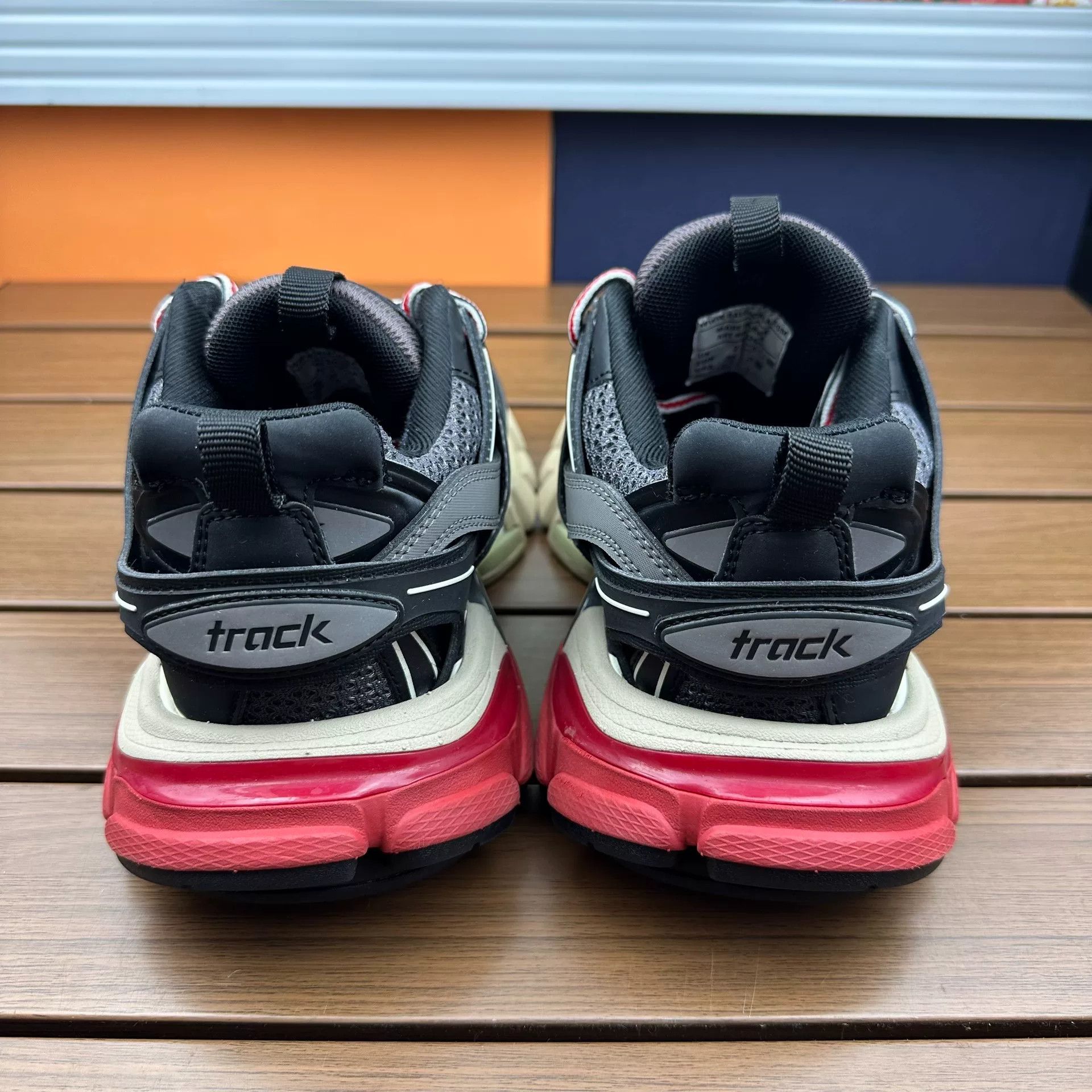 Balenciaga Balenciaga Black Lowtop Sneakers it_35 Women Size US 5 / IT 35 - 5 Thumbnail