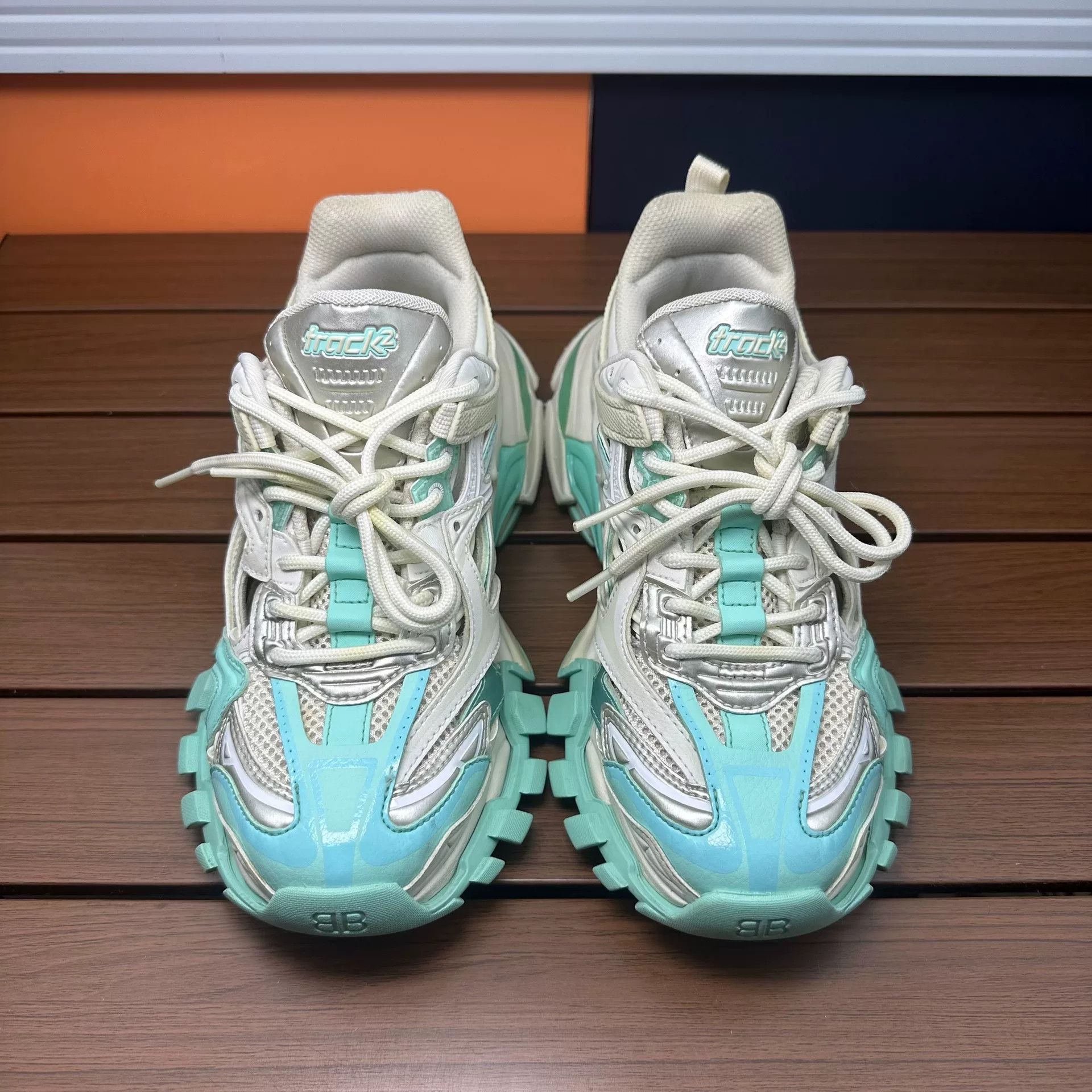 Balenciaga Balenciaga Blue Lowtop Sneakers it_36 Women Size US 6 / IT 36 - 4 Thumbnail