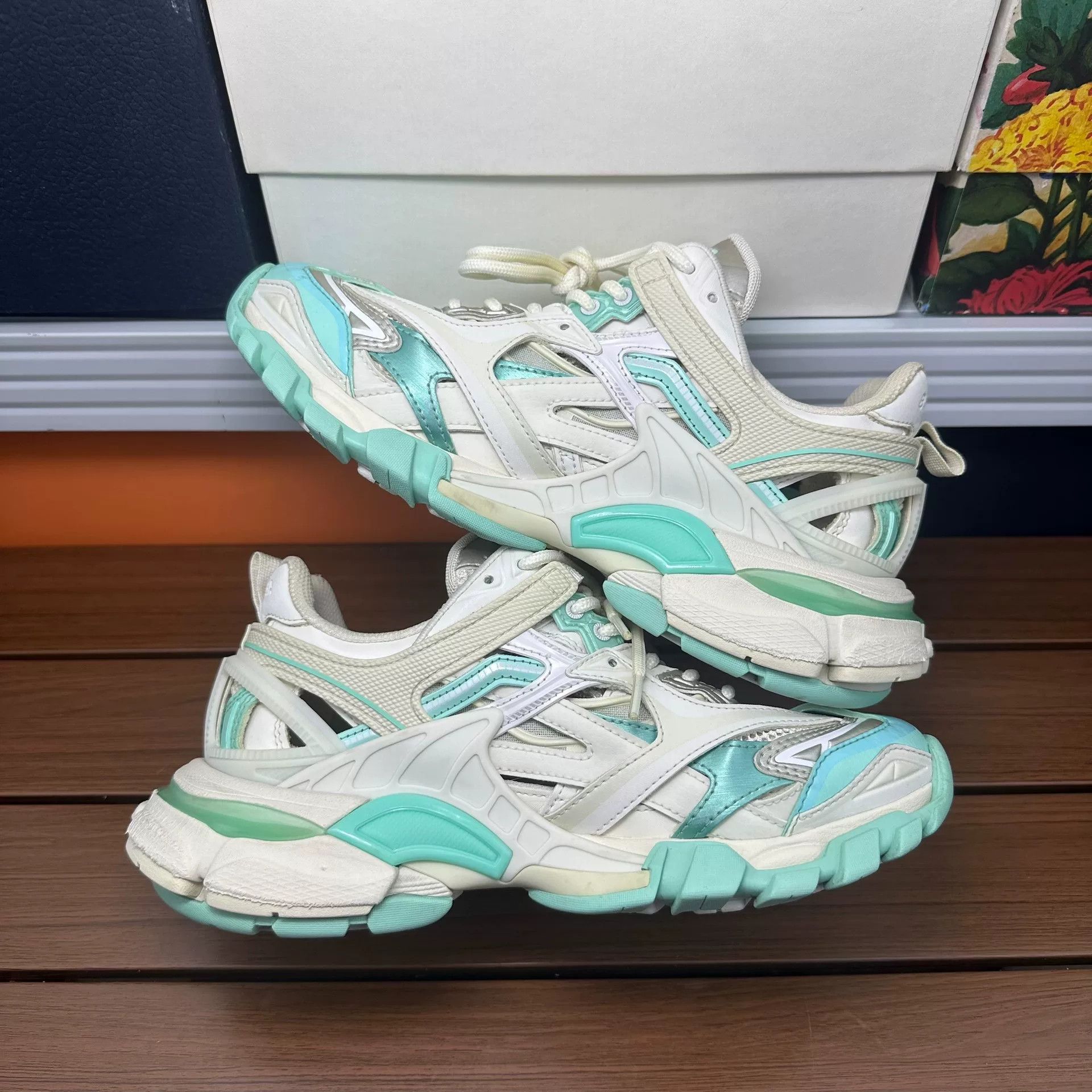 Balenciaga Balenciaga Blue Lowtop Sneakers it_36 Women Size US 6 / IT 36 - 3 Thumbnail