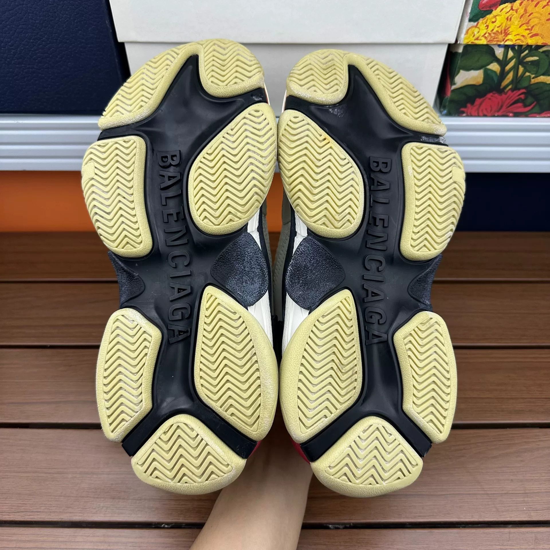 Balenciaga Balenciaga Lowtop Sneakers it_35 Women Size US 5 / IT 35 - 4 Thumbnail