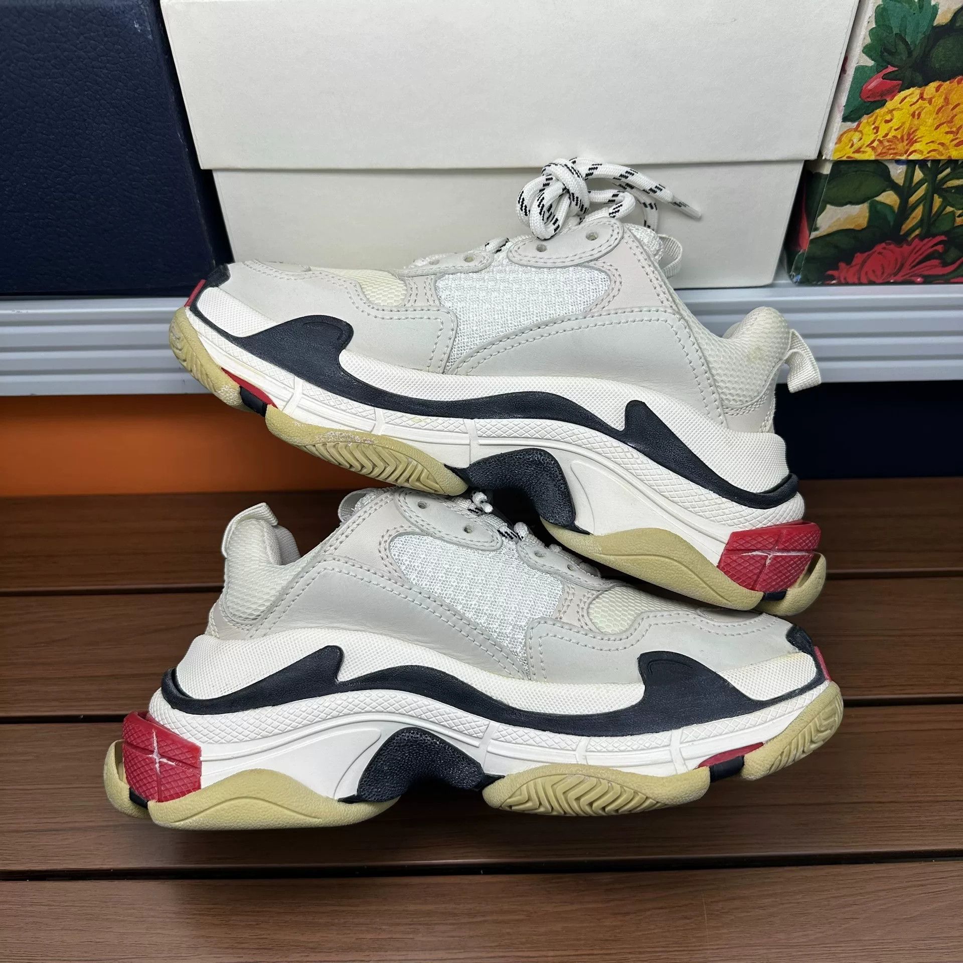 Balenciaga Balenciaga Lowtop Sneakers it_35 Women Size US 5 / IT 35 - 6 Thumbnail