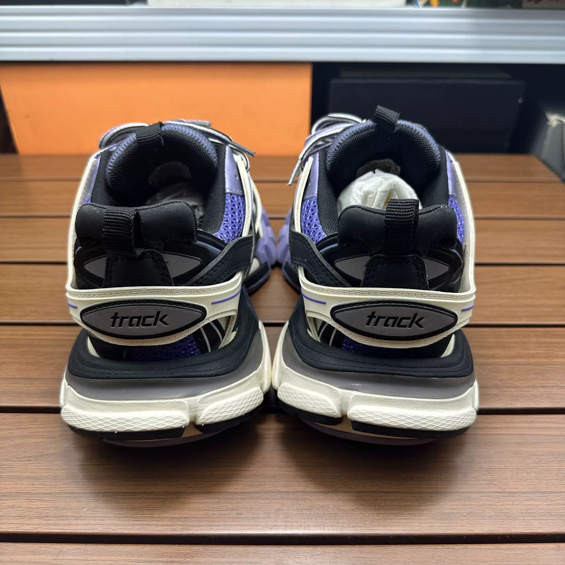 Balenciaga Balenciaga Purple Lowtop Sneakers it_36 Women Size US 6 / IT 36 - 6 Thumbnail