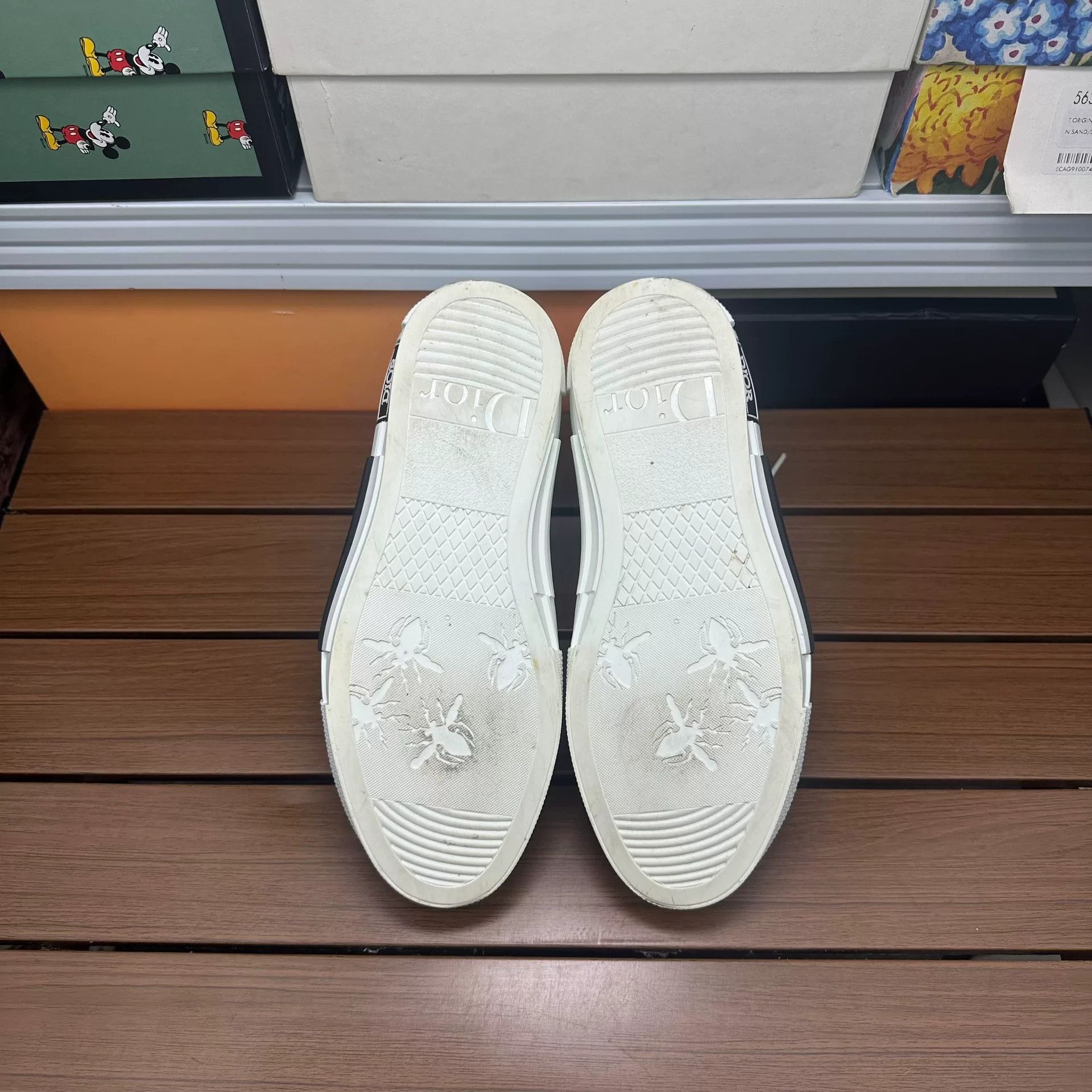 Dior Dior Collab Lowtop Sneakers 5 Men Size US 5 / EU 37 - 7 Thumbnail