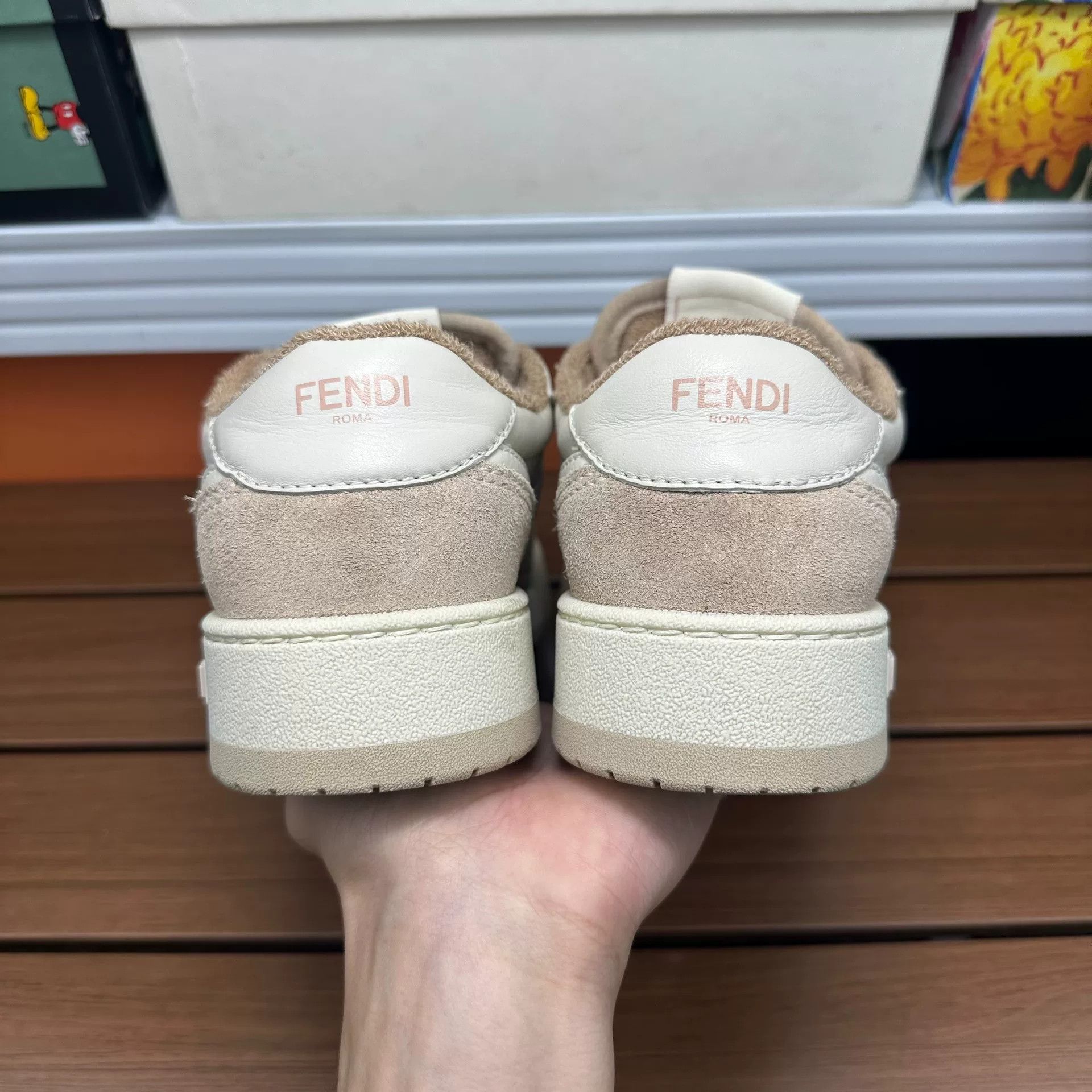 Fendi Fendi Red Lowtop Sneakers it_35 Women Size US 5 / IT 35 - 6 Thumbnail