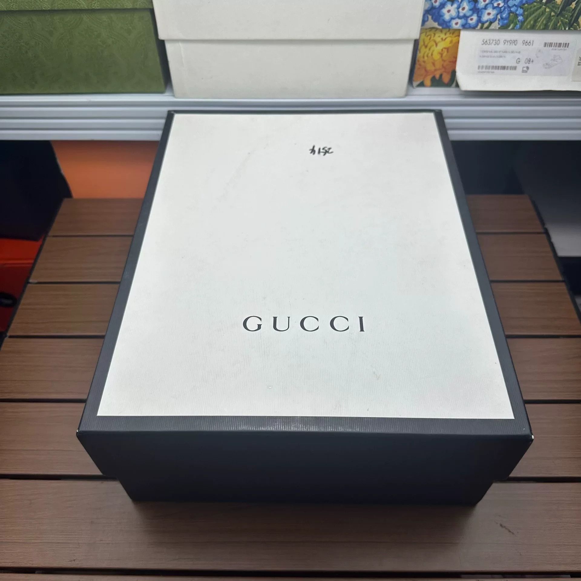 Gucci Gucci Distressed Hitop Sneakers 9 Men Size US 9 / EU 42 - 7 Thumbnail