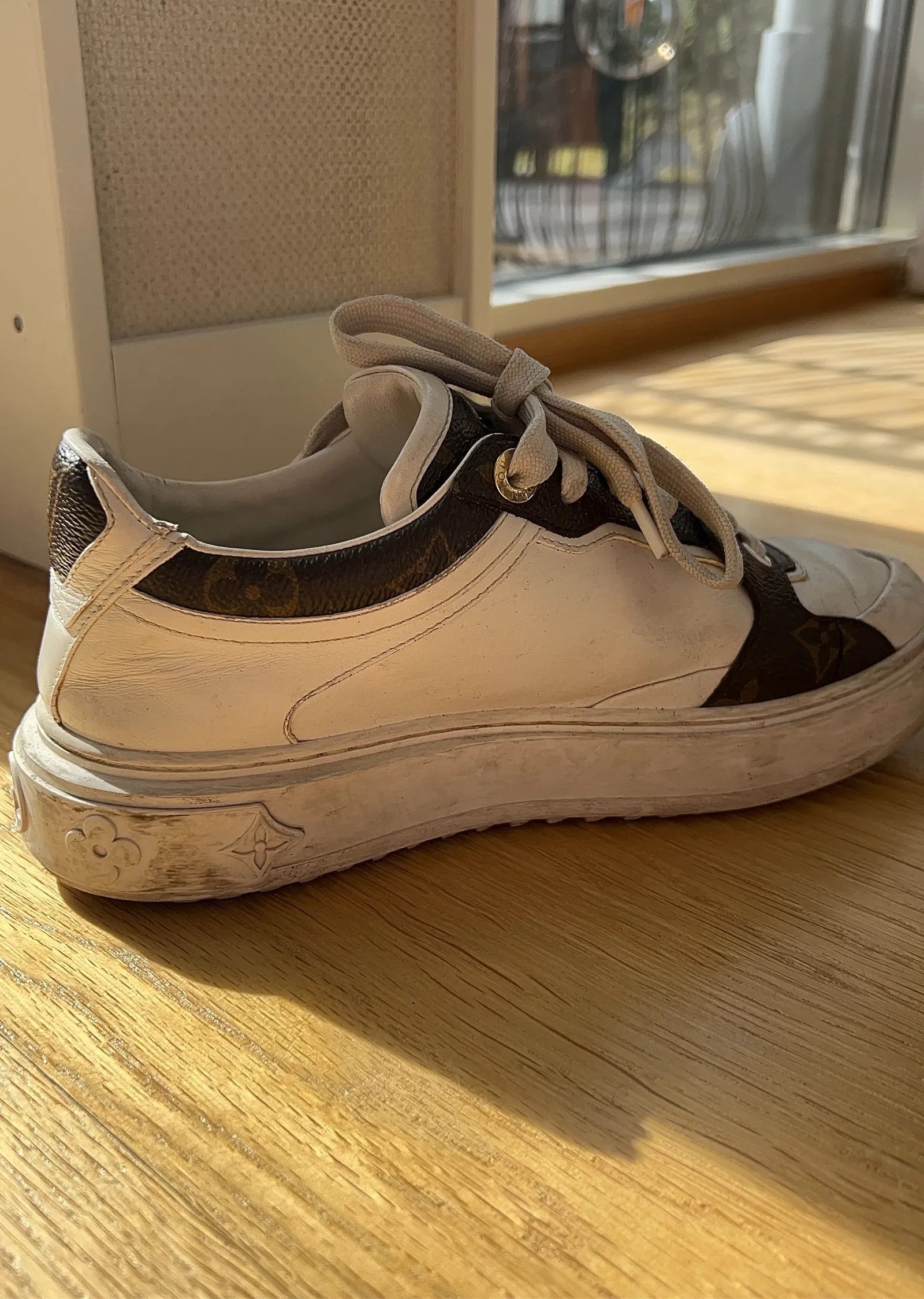 Louis Vuitton Louis Vuitton Time out trainer Sneakers Size US 6.5 / IT 36.5 - 5 Thumbnail