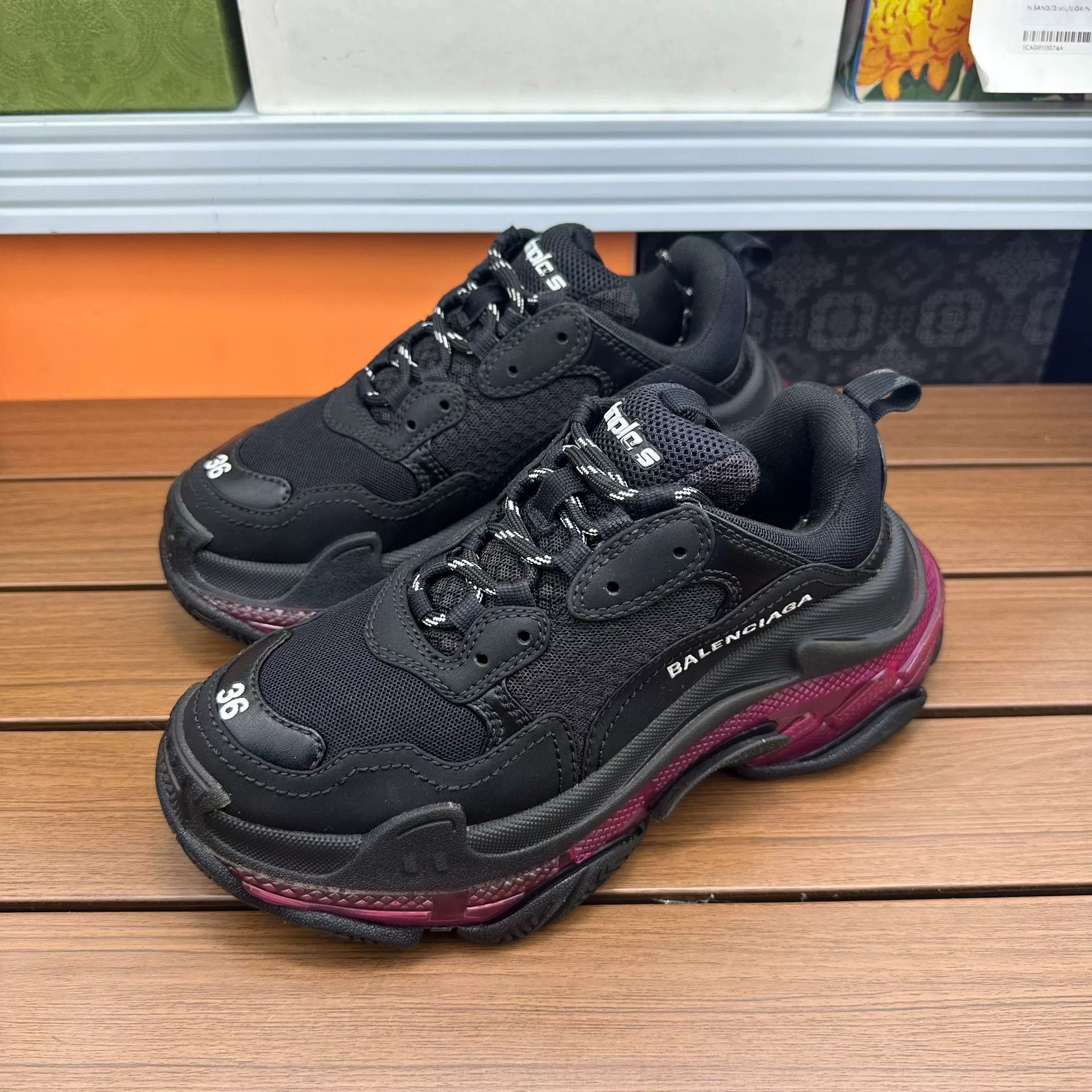 Balenciaga Balenciaga Purple Lowtop Sneakers it_36 Women Size US 6 / IT 36 - 7 Thumbnail