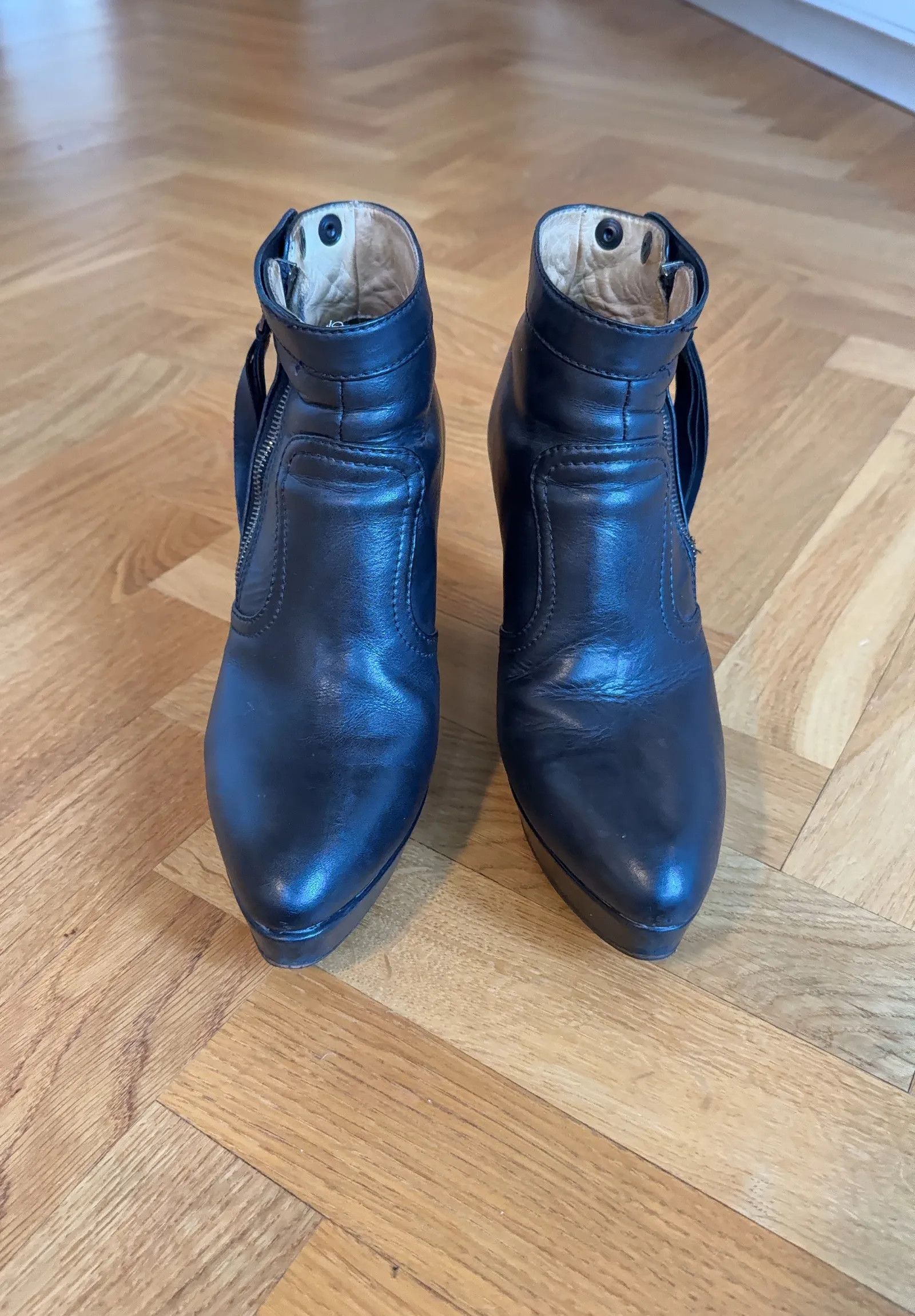 Acne Studios Acne Studios Boots Size US 9 / IT 39 - 2 Thumbnail