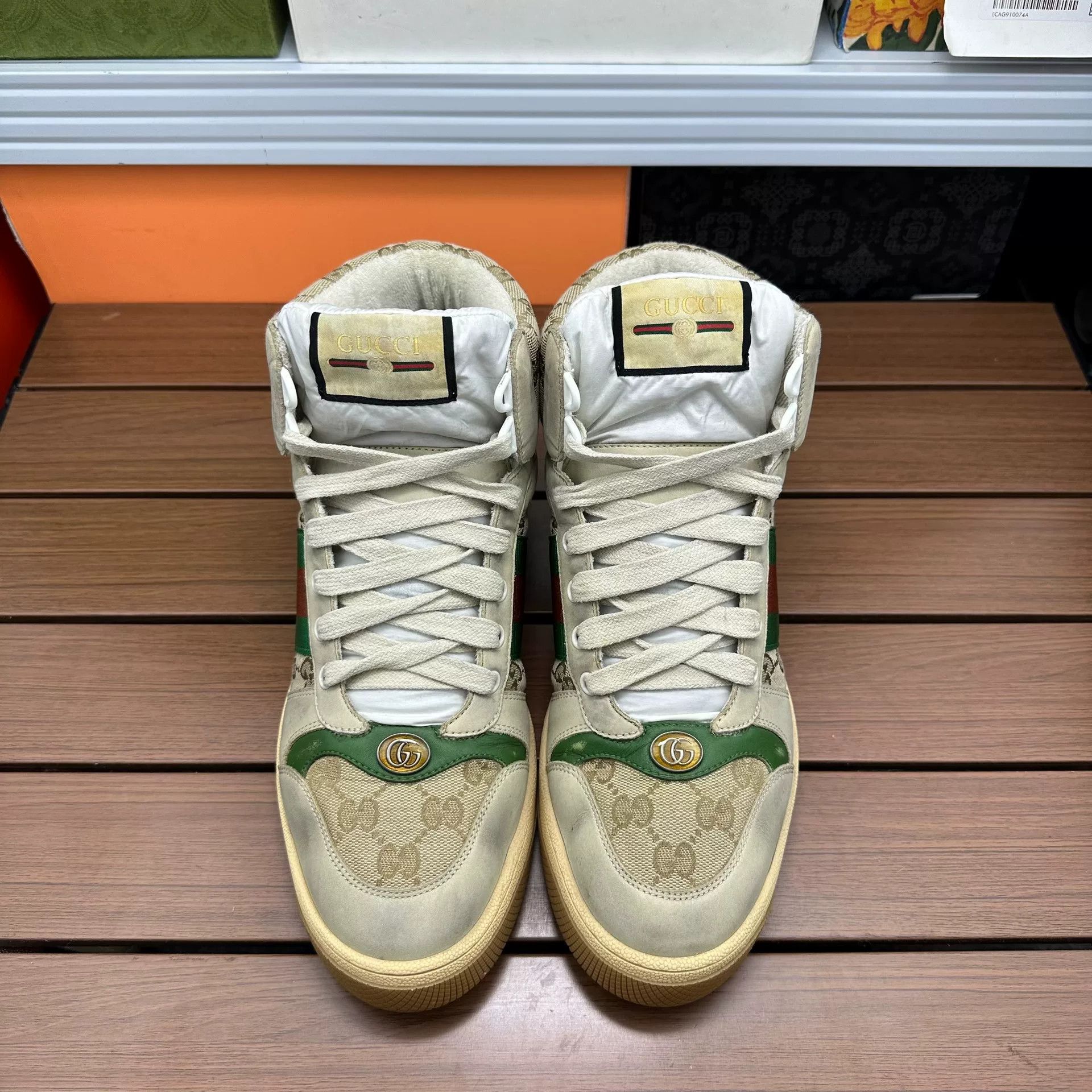 Gucci Gucci Distressed Lowtop Sneakers 9 Men Size US 9 / EU 42 - 3 Thumbnail