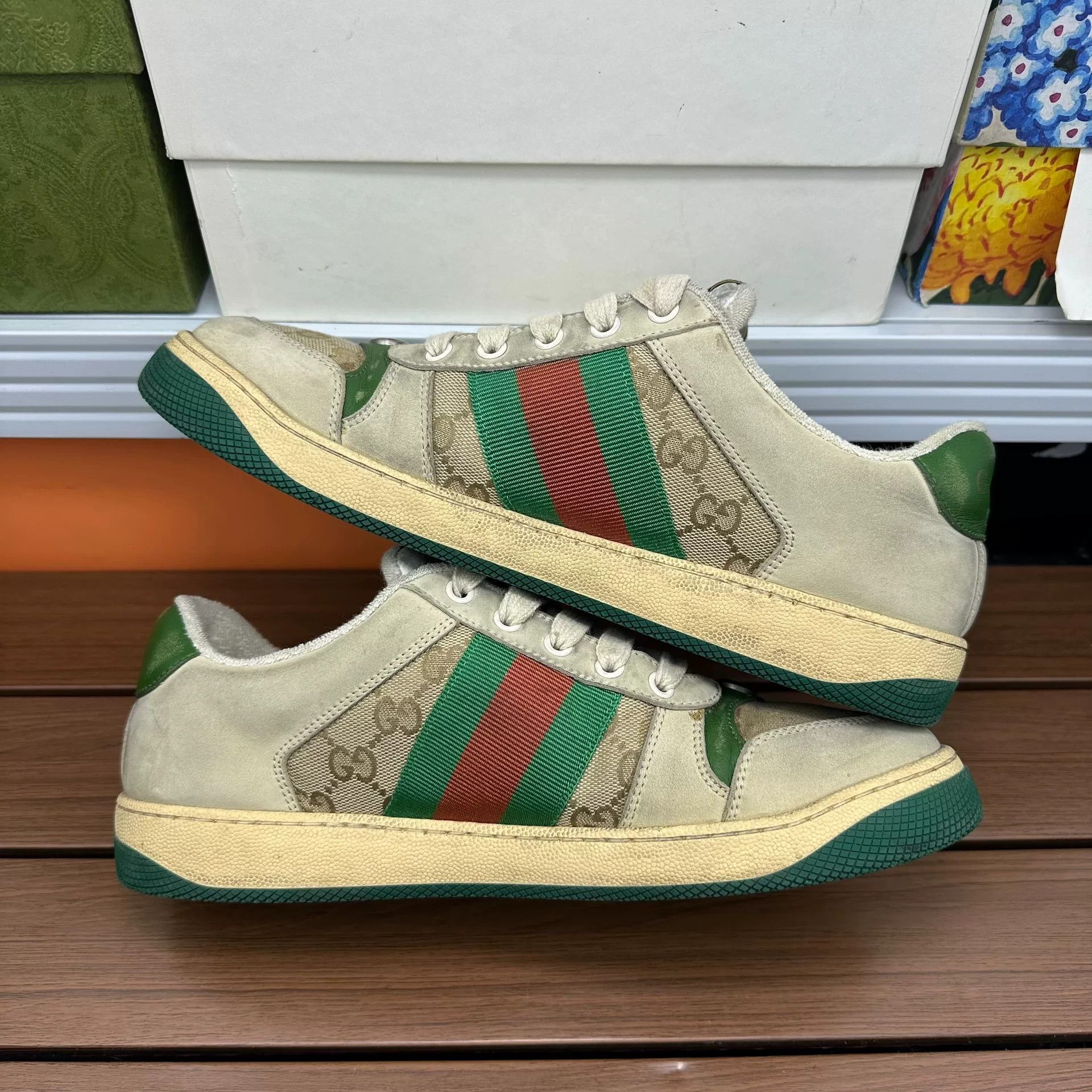 Gucci Gucci Distressed Lowtop Sneakers 8 Men Size US 8 / EU 41 - 2 Thumbnail