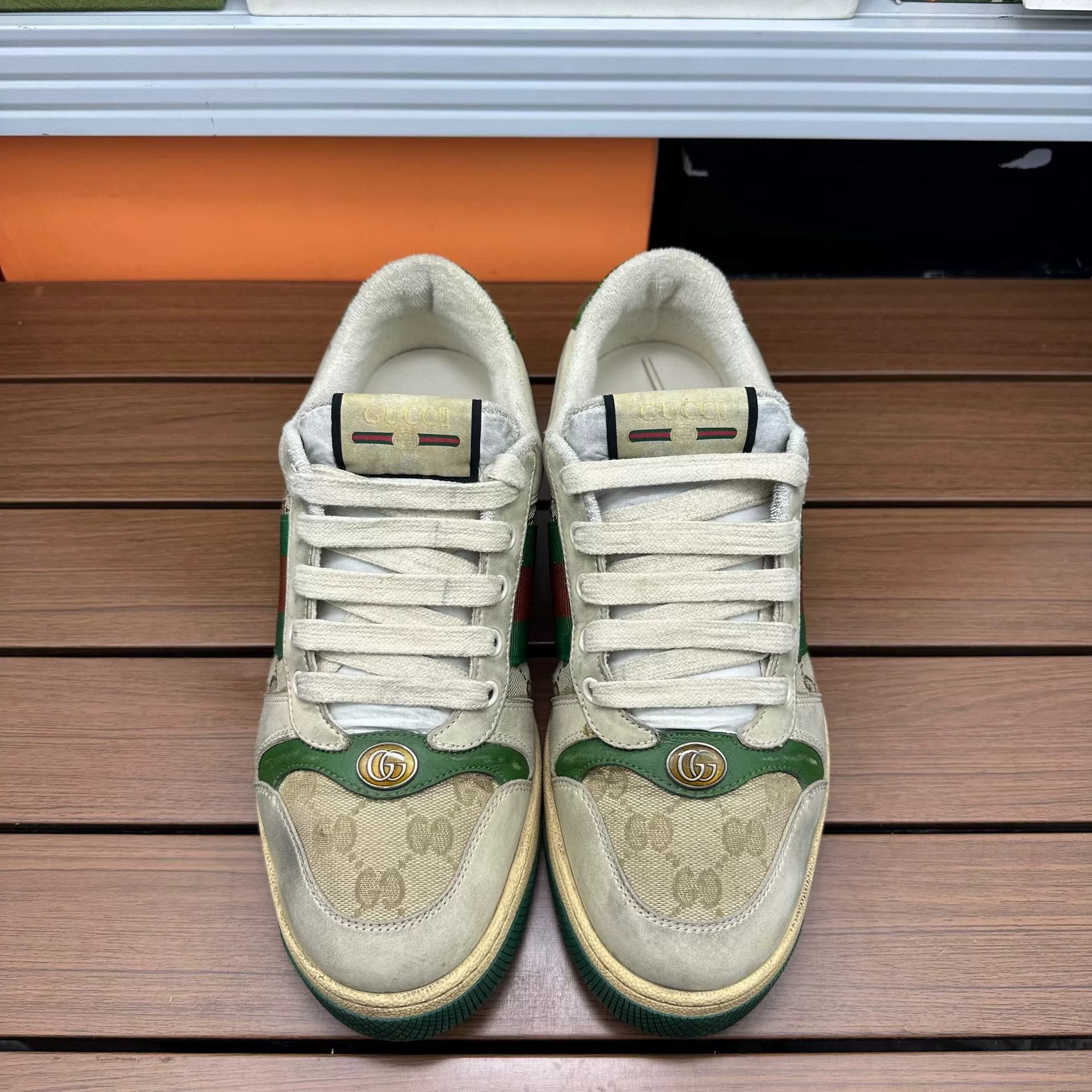Gucci Gucci Distressed Lowtop Sneakers 8 Men Size US 8 / EU 41 - 3 Thumbnail